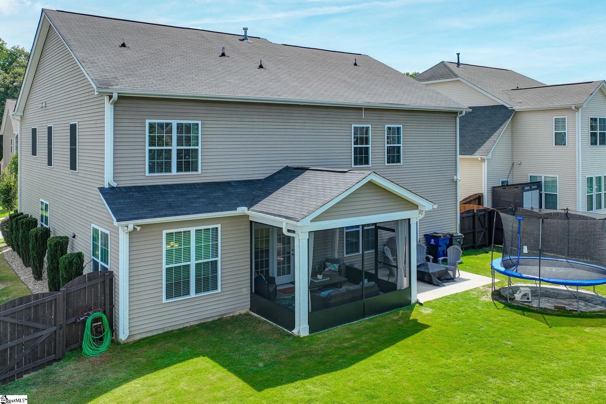 Simpsonville, South Carolina 29681, United States, 5 Bedrooms Bedrooms, ,3 BathroomsBathrooms,Residential,Active,201483