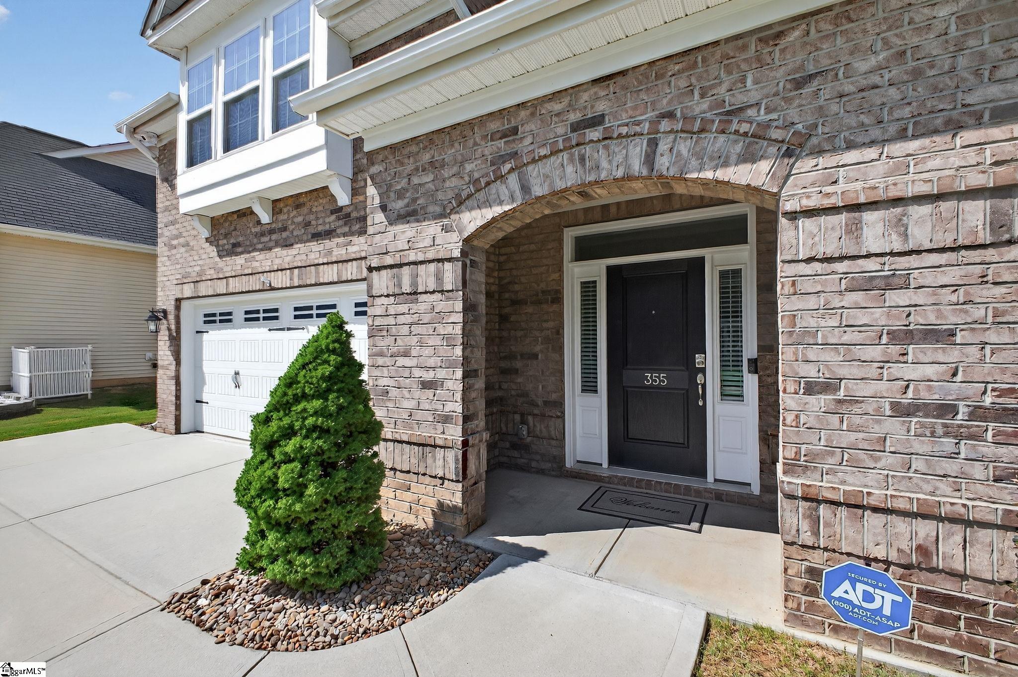 Simpsonville, South Carolina 29681, United States, 5 Bedrooms Bedrooms, ,3 BathroomsBathrooms,Residential,Active,201483