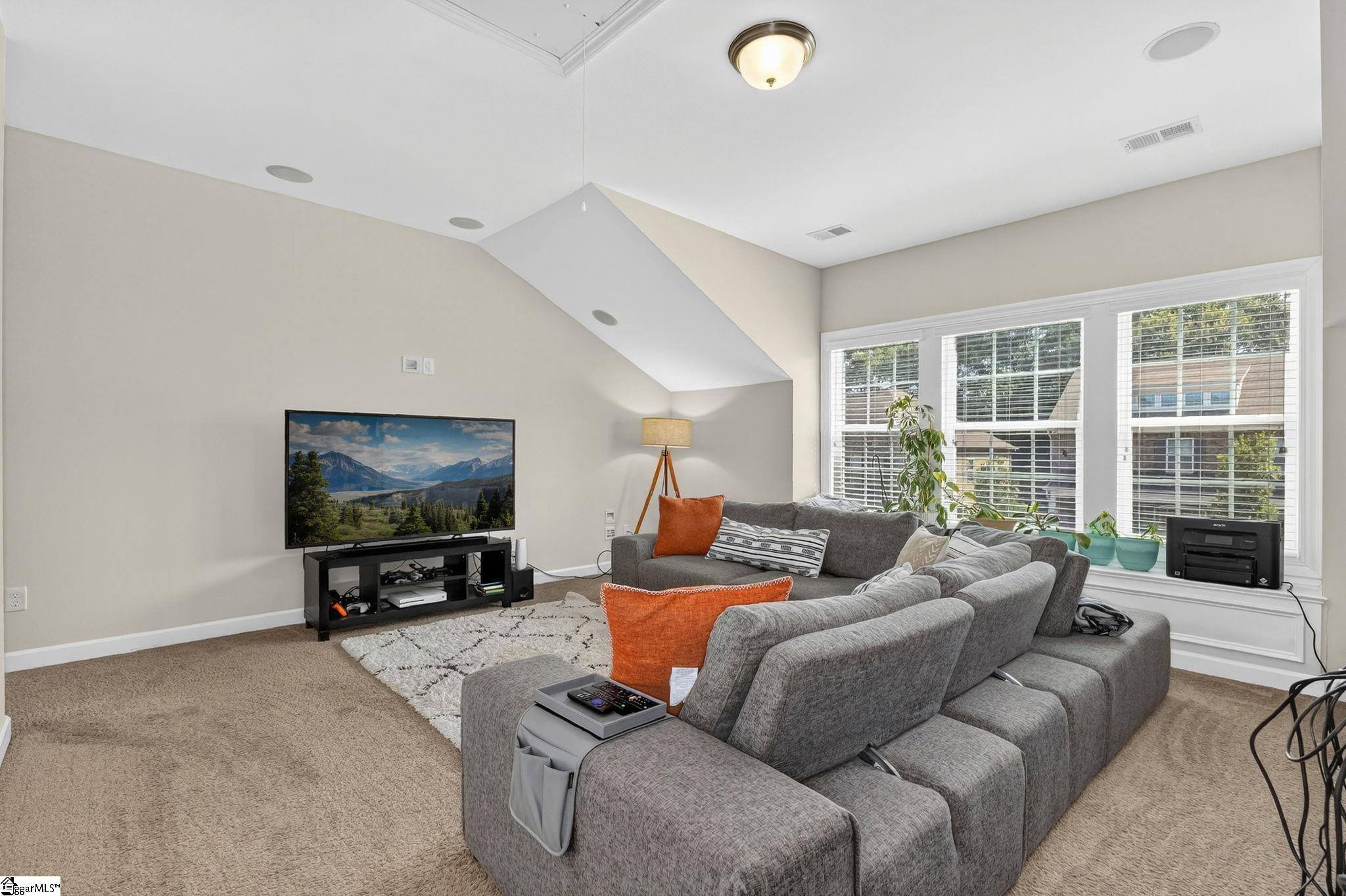 Simpsonville, South Carolina 29681, United States, 5 Bedrooms Bedrooms, ,3 BathroomsBathrooms,Residential,Active,201483