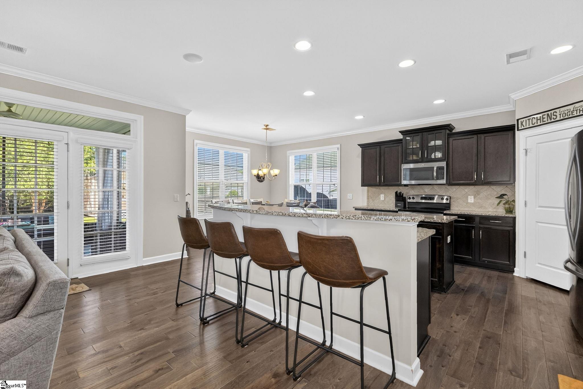 Simpsonville, South Carolina 29681, United States, 5 Bedrooms Bedrooms, ,3 BathroomsBathrooms,Residential,Active,201483