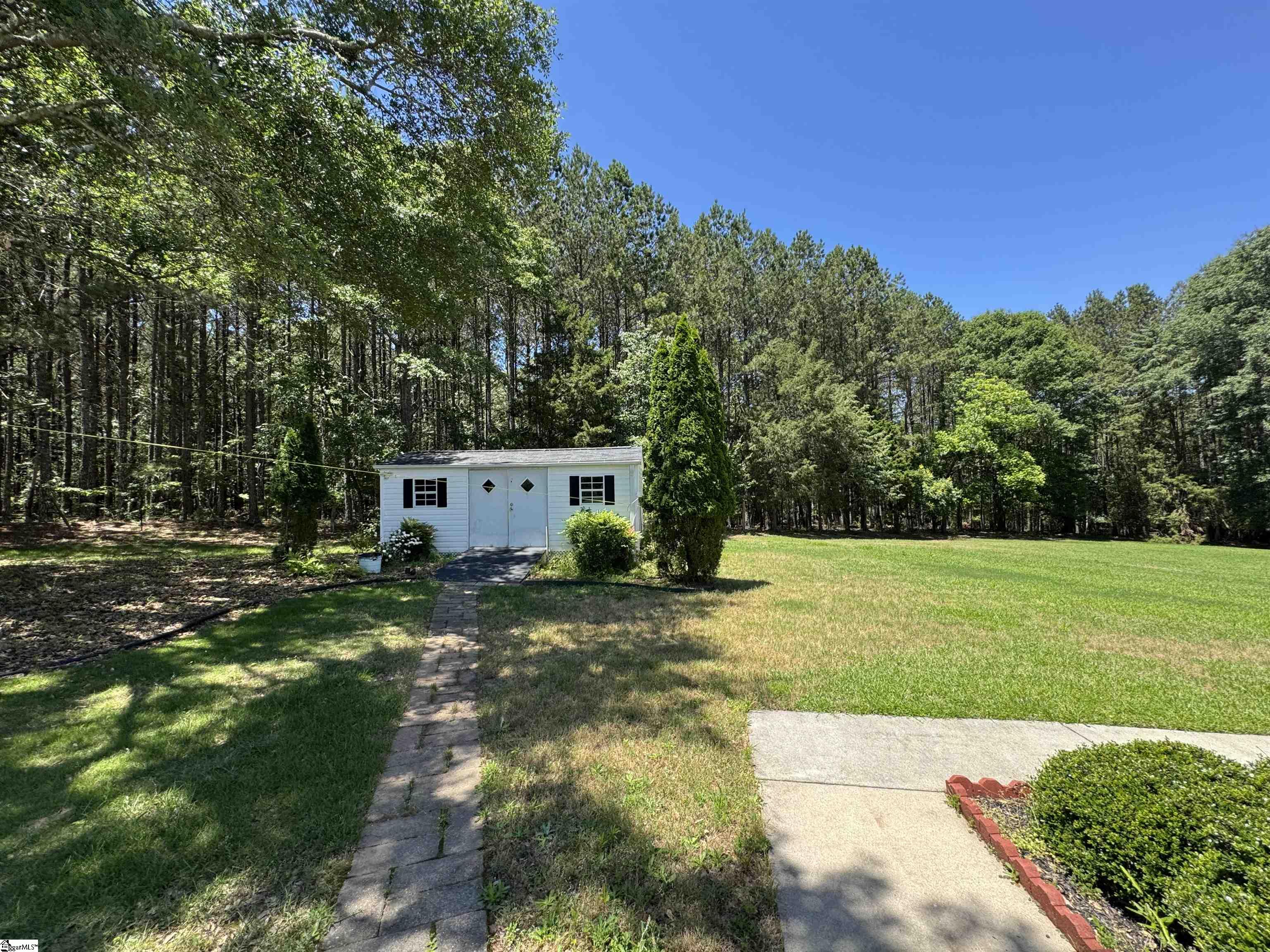 106 Dewars Trail