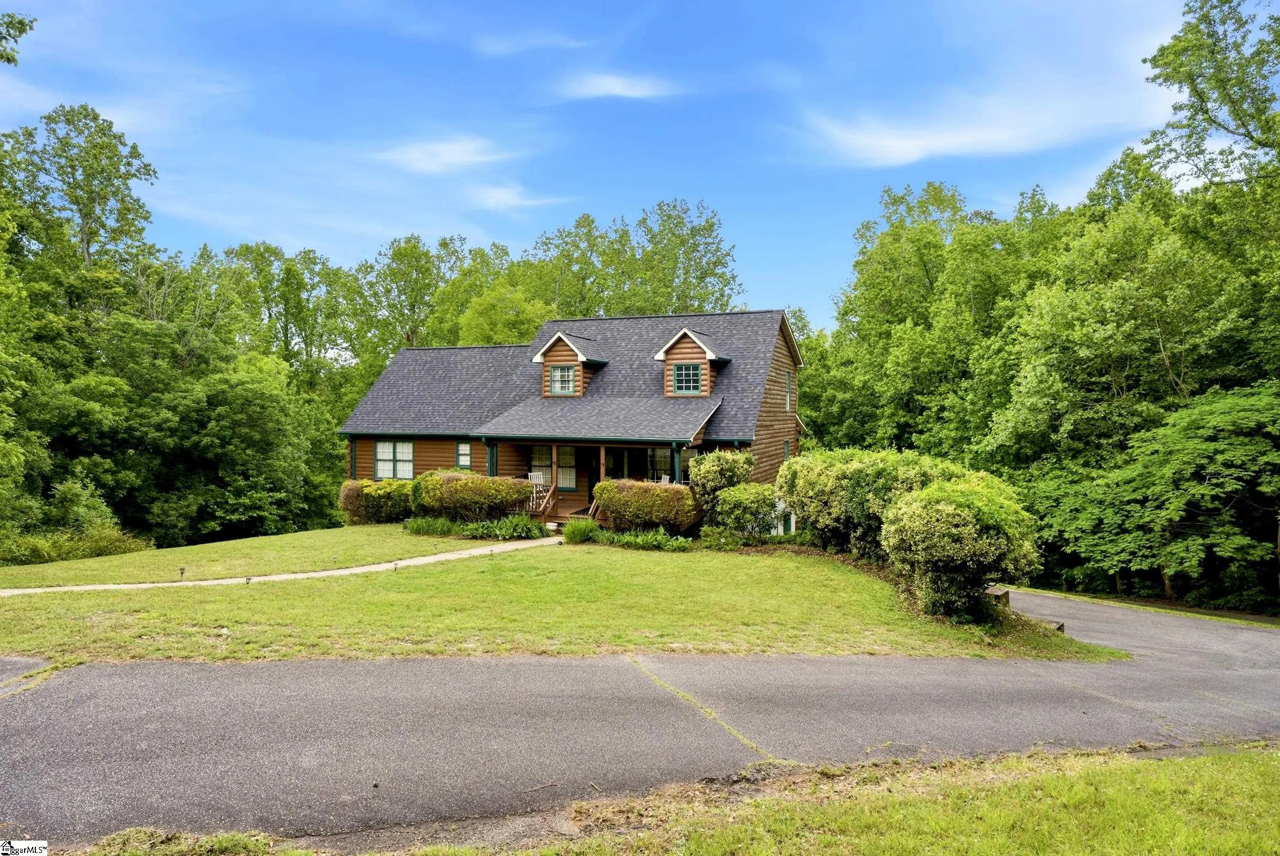 135 Pointe Drive, Campobello, SC, 29322