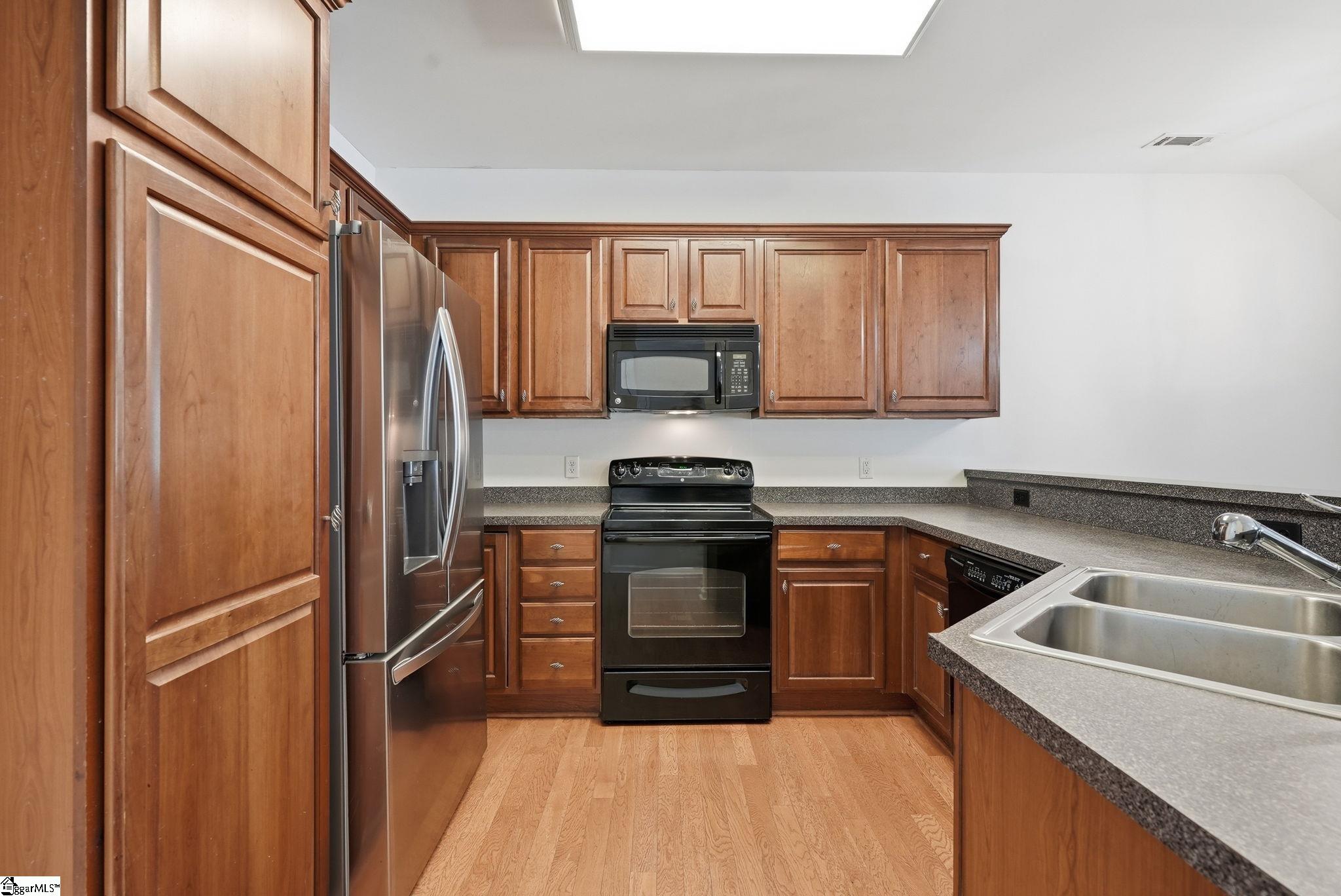 Real Estate Search 4 129 Mercer Drive