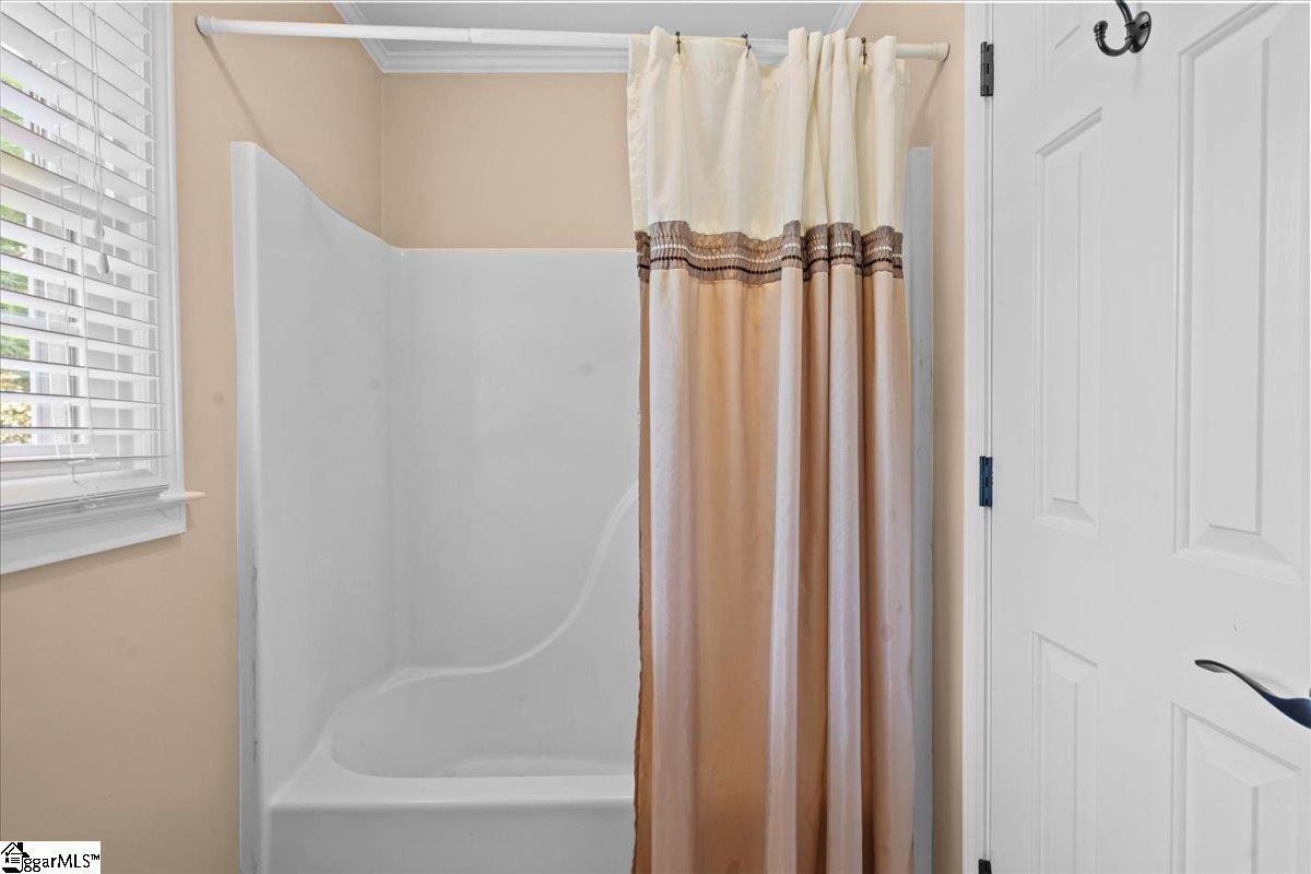 Greer, South Carolina 29650, United States, 4 Bedrooms Bedrooms, ,3 BathroomsBathrooms,Residential,Contingent,128332