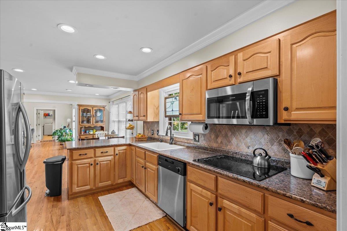 Greer, South Carolina 29650, United States, 4 Bedrooms Bedrooms, ,3 BathroomsBathrooms,Residential,Contingent,128332