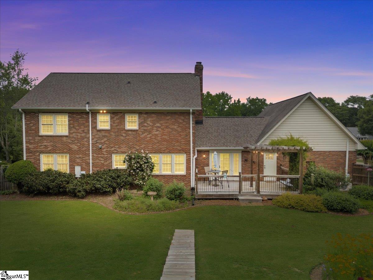 Greer, South Carolina 29650, United States, 4 Bedrooms Bedrooms, ,3 BathroomsBathrooms,Residential,Contingent,128332