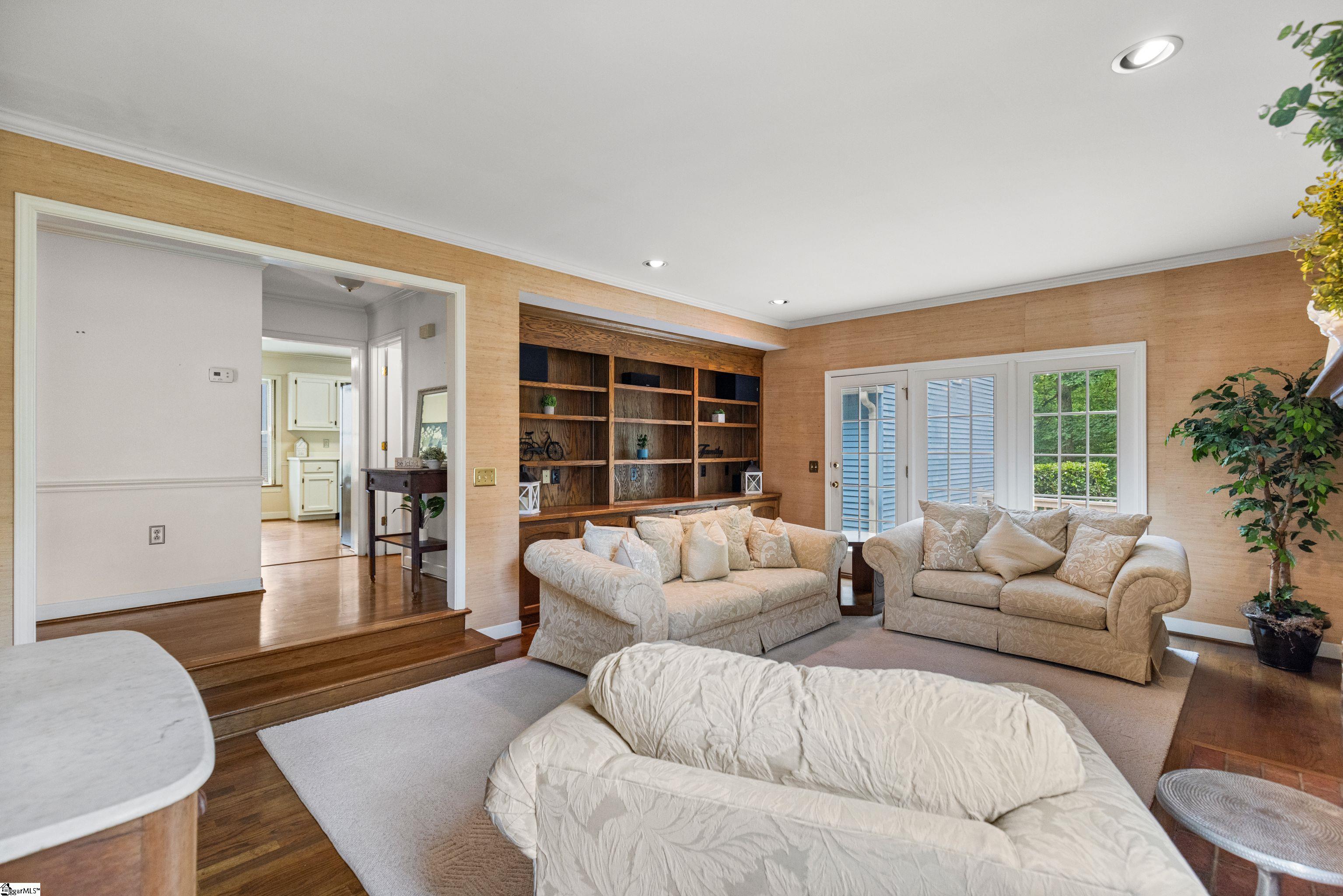 218 Bendingwood Circle