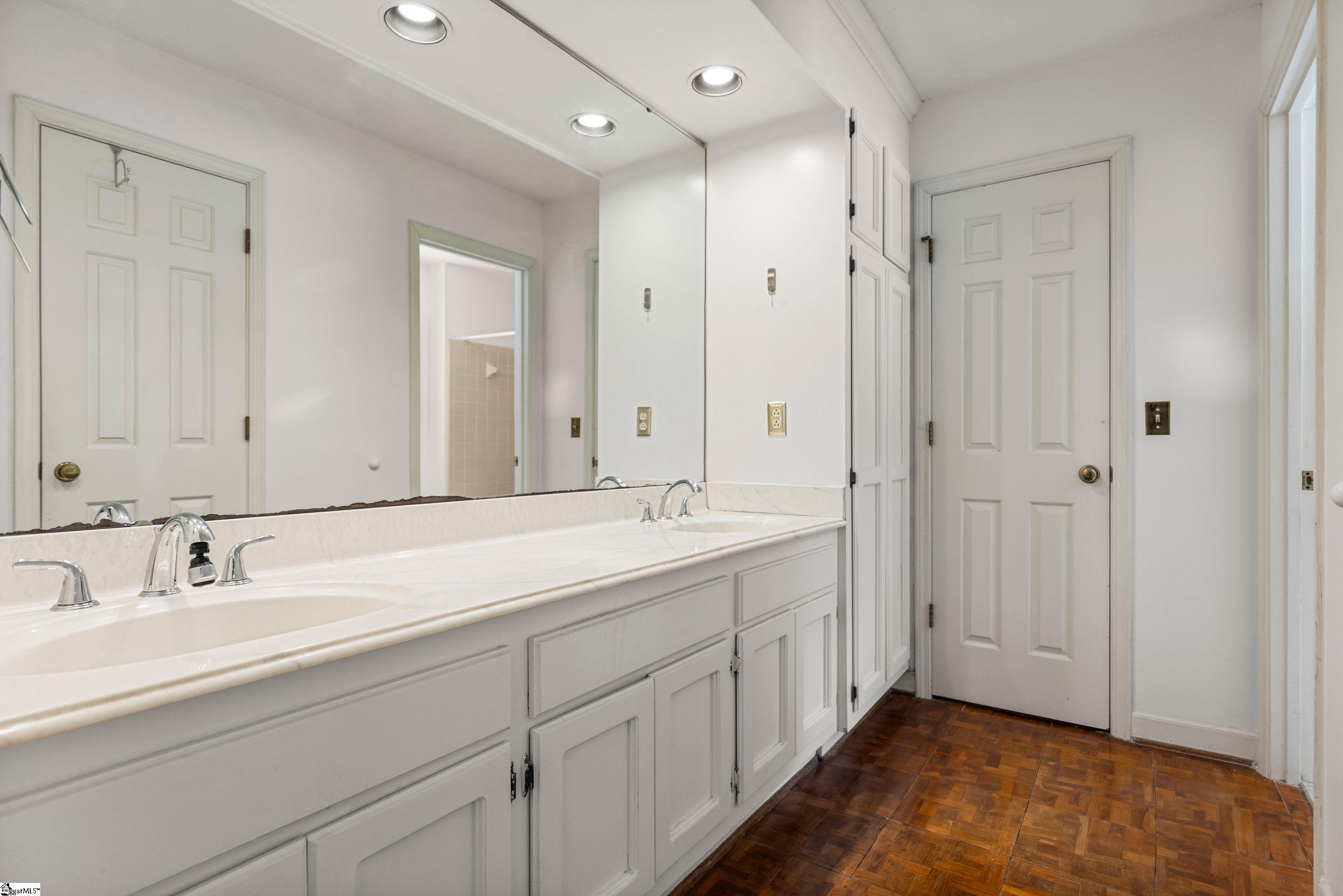 Taylors, South Carolina 29687, United States, 3 Bedrooms Bedrooms, ,3 BathroomsBathrooms,Residential,Active,132861