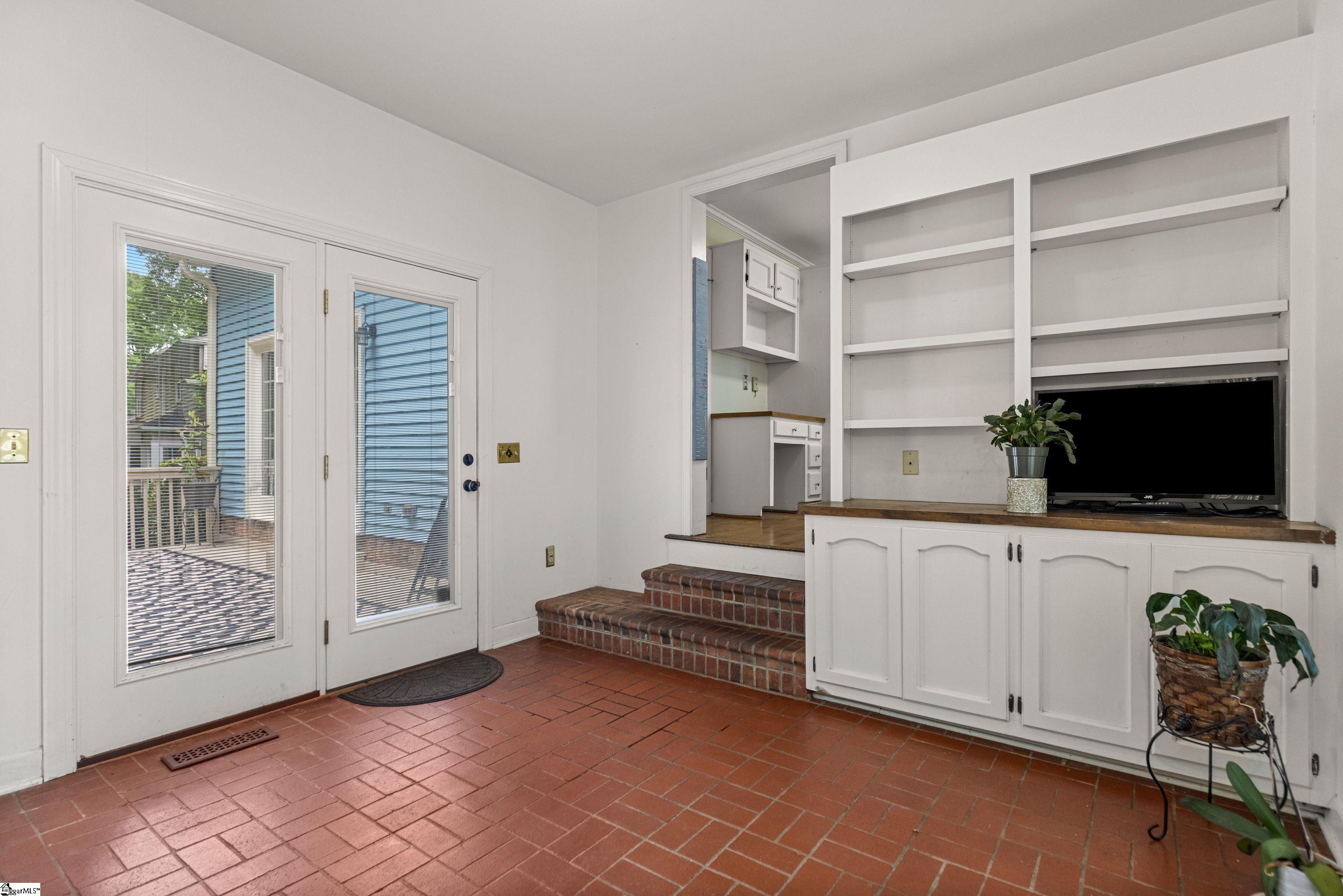 Taylors, South Carolina 29687, United States, 3 Bedrooms Bedrooms, ,3 BathroomsBathrooms,Residential,Active,132861