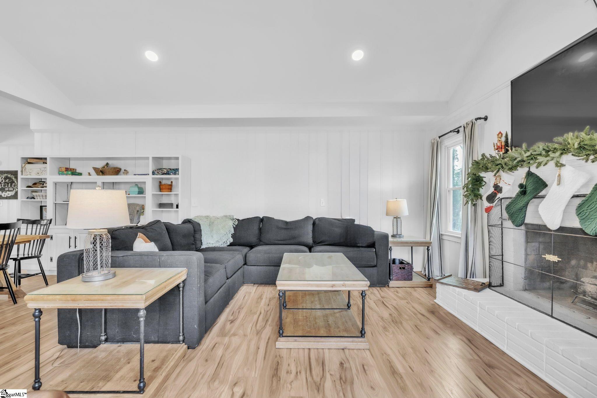 105 Barksdale Circle