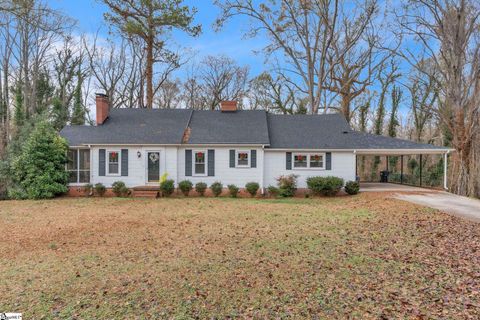 105 Barksdale Circle Laurens SC 29360