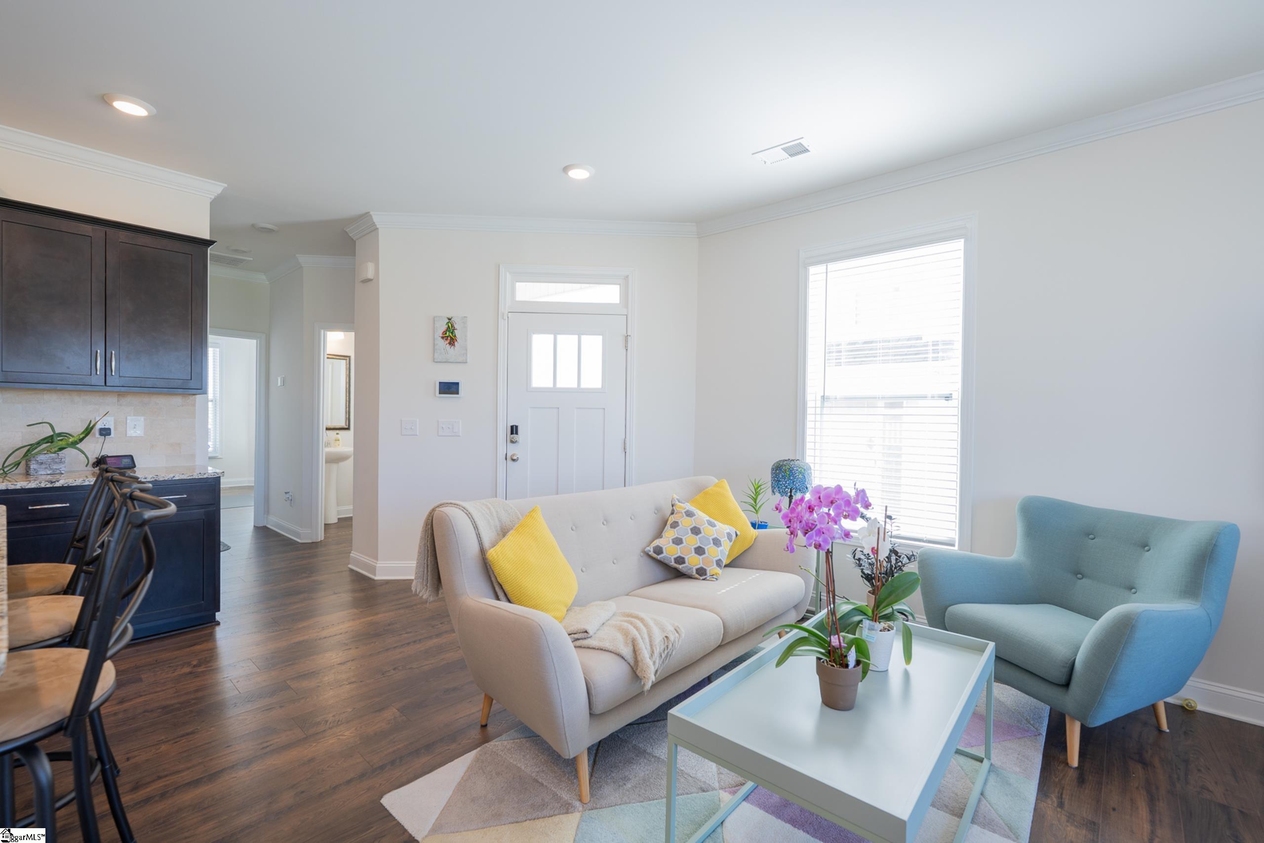 Greer, South Carolina 29650, United States, 3 Bedrooms Bedrooms, ,3 BathroomsBathrooms,Residential,Contingent,94592