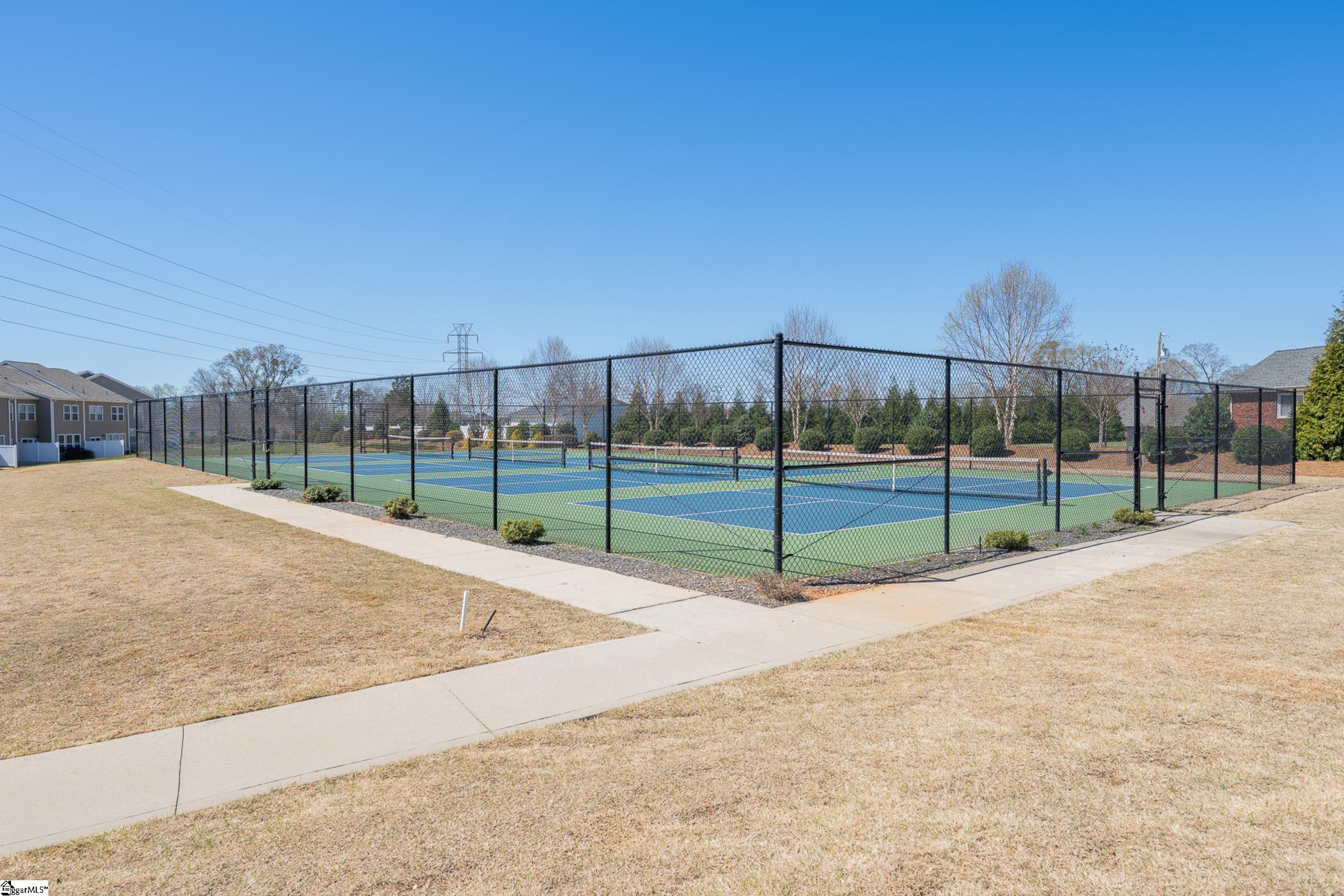 Greer, South Carolina 29650, United States, 3 Bedrooms Bedrooms, ,3 BathroomsBathrooms,Residential,Contingent,94592