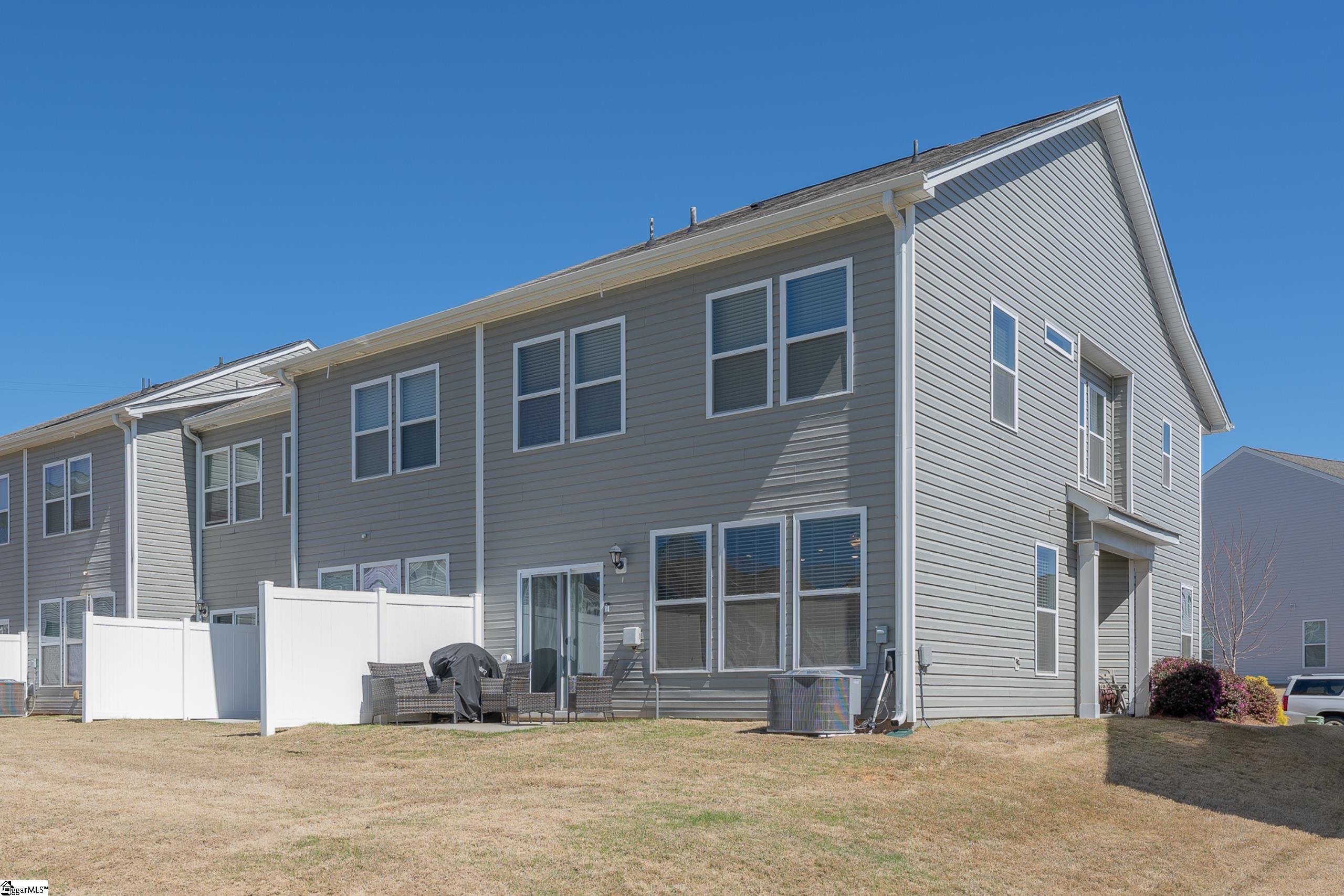 Greer, South Carolina 29650, United States, 3 Bedrooms Bedrooms, ,3 BathroomsBathrooms,Residential,Contingent,94592