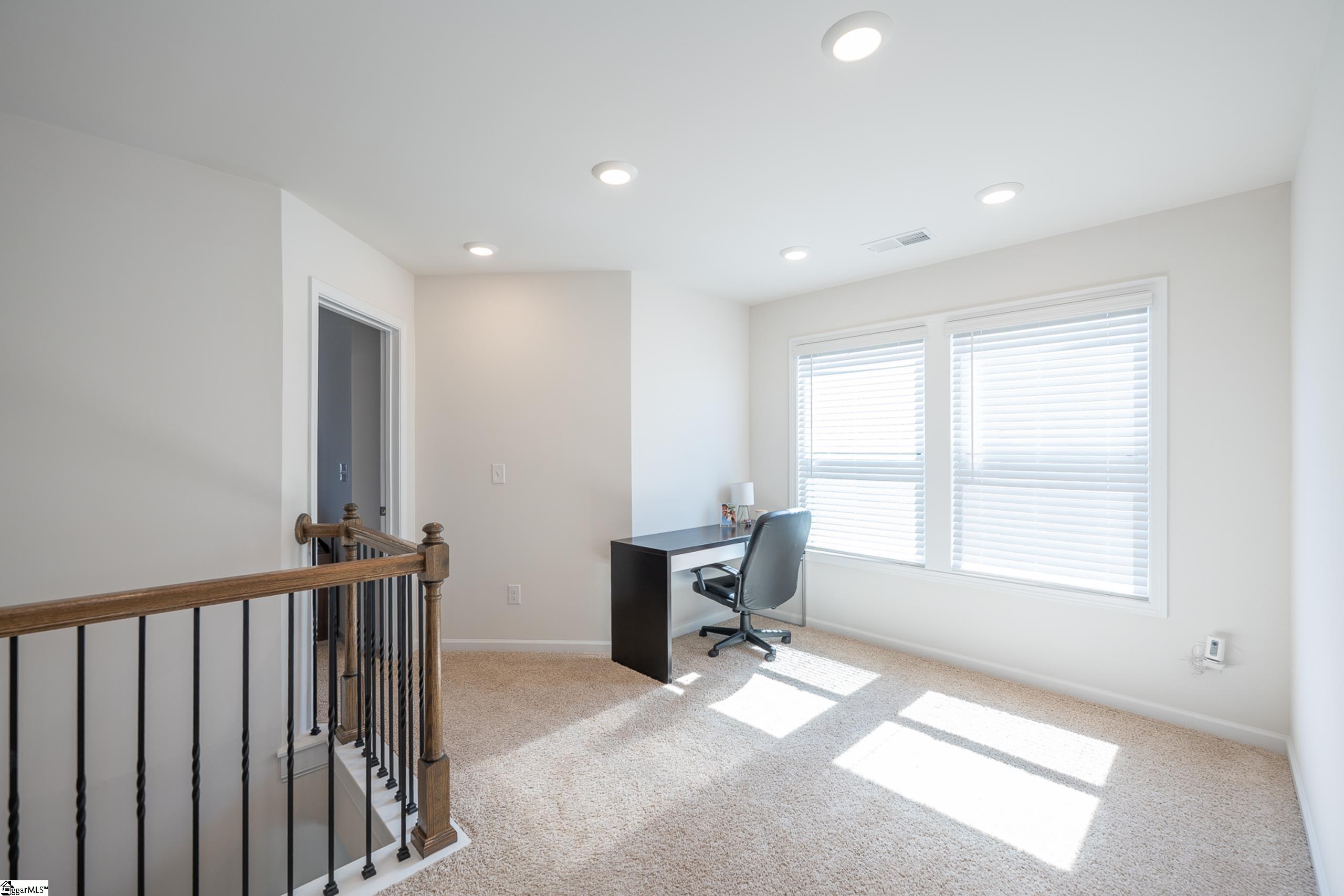 Greer, South Carolina 29650, United States, 3 Bedrooms Bedrooms, ,3 BathroomsBathrooms,Residential,Contingent,94592