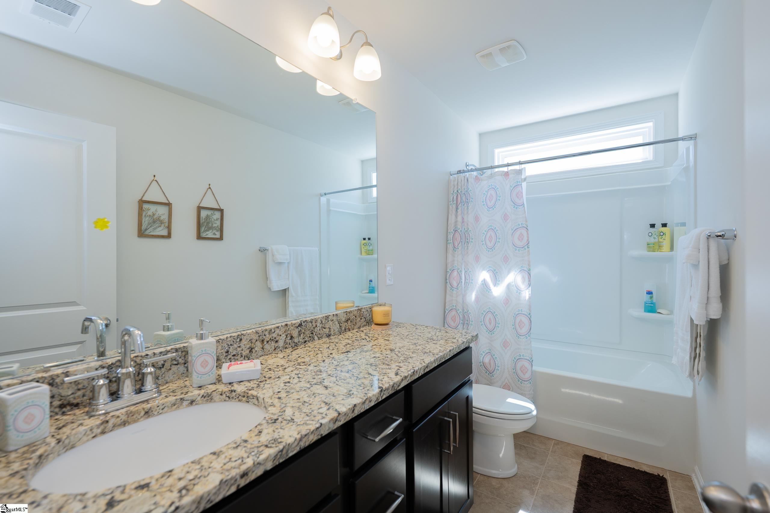 Greer, South Carolina 29650, United States, 3 Bedrooms Bedrooms, ,3 BathroomsBathrooms,Residential,Contingent,94592