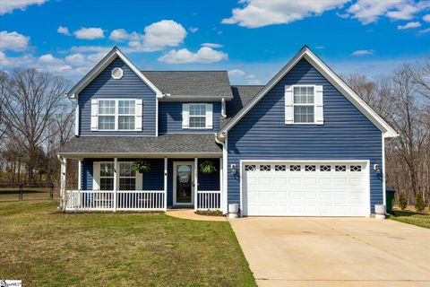 Photo of 987 Echo Ridge Drive, Duncan, SC 29334 (MLS # 1583813)