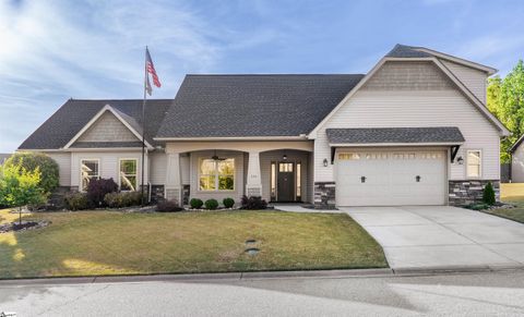 Photo of 226 Brenleigh Court, Simpsonville, SC 29680 (MLS # 1589370)