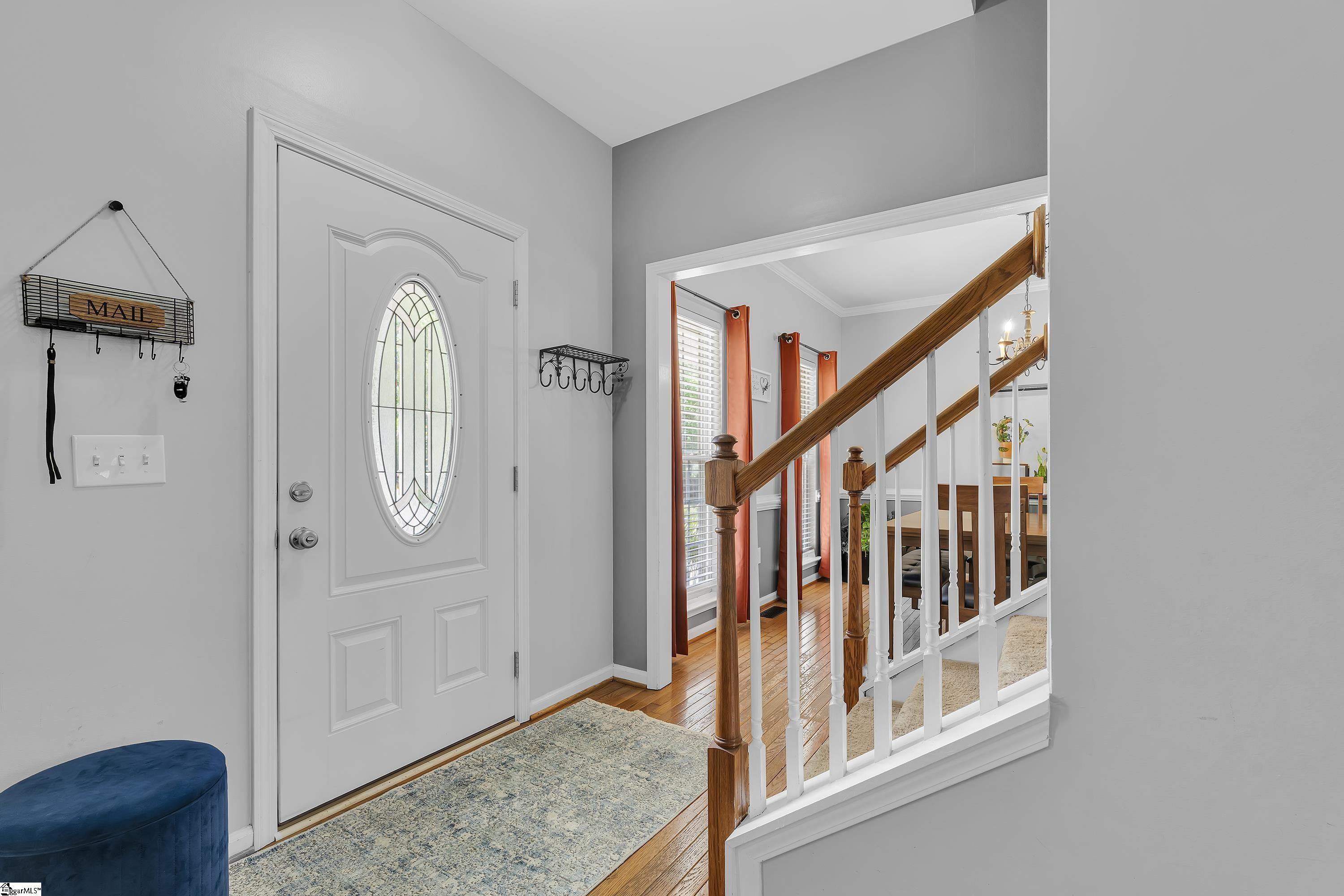 8 Longspur Court