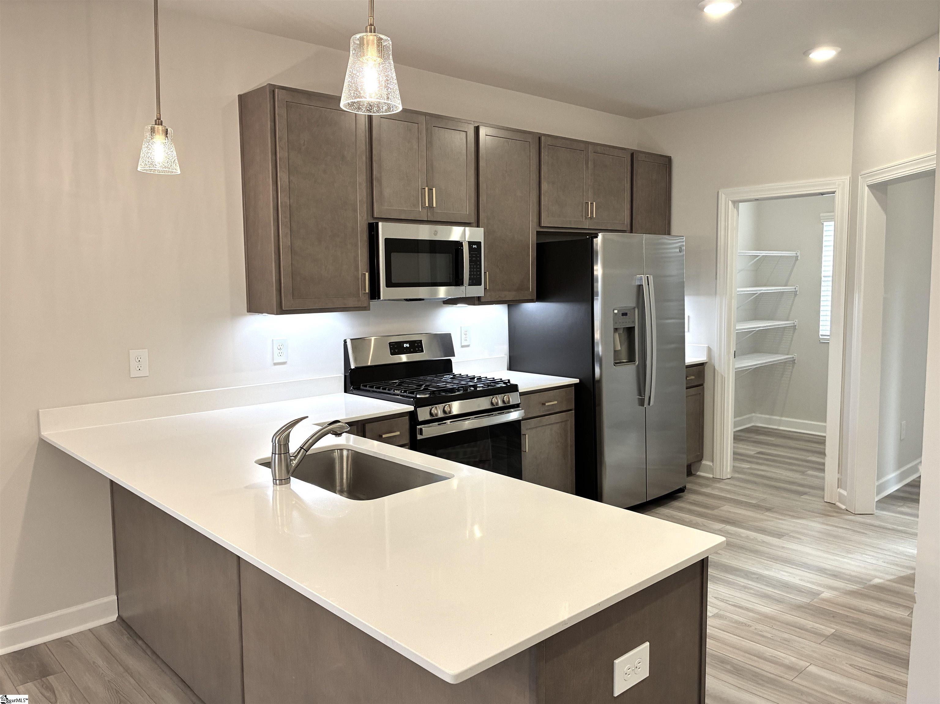 1422 Johnstone Drive