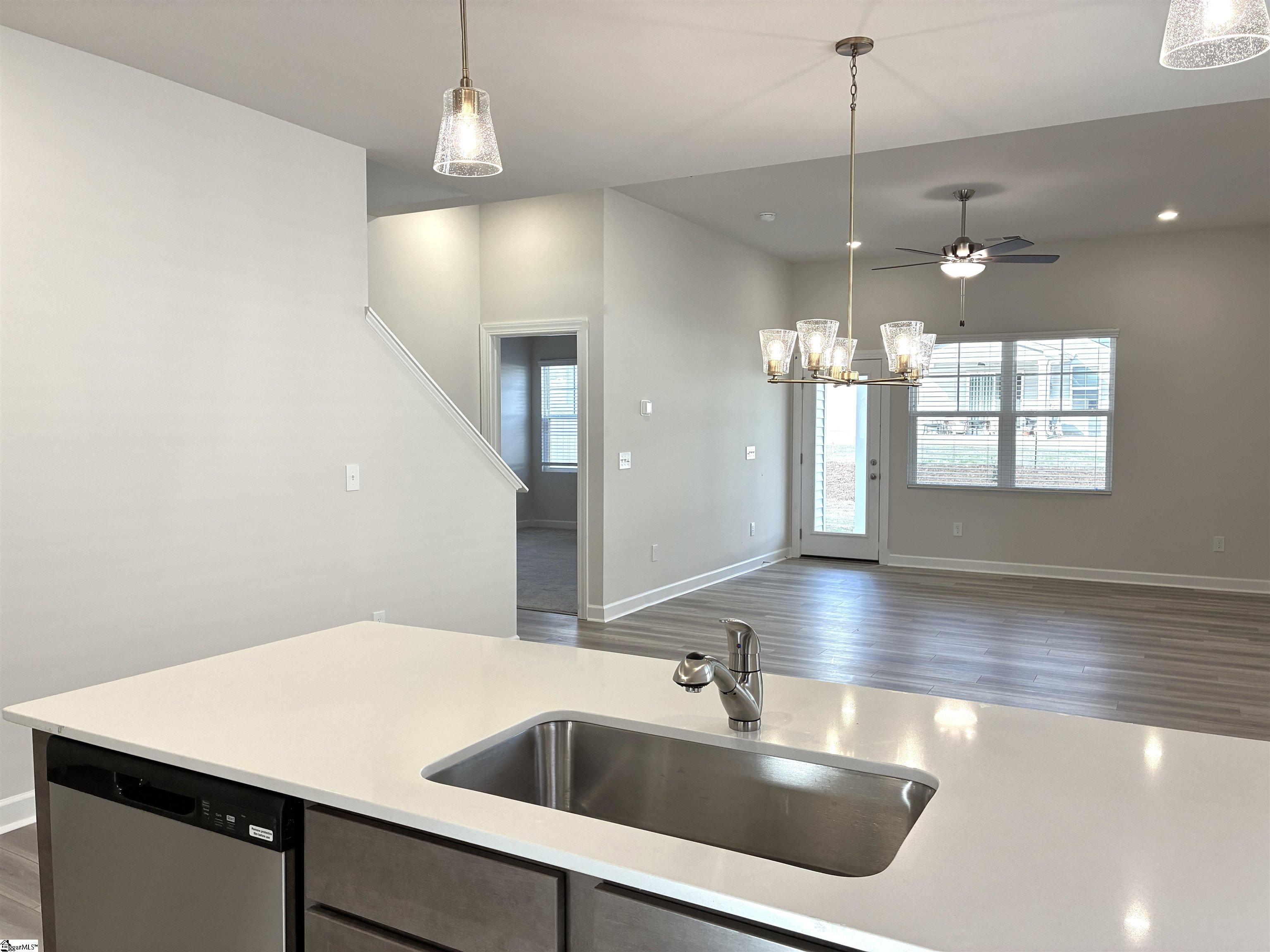 1422 Johnstone Drive