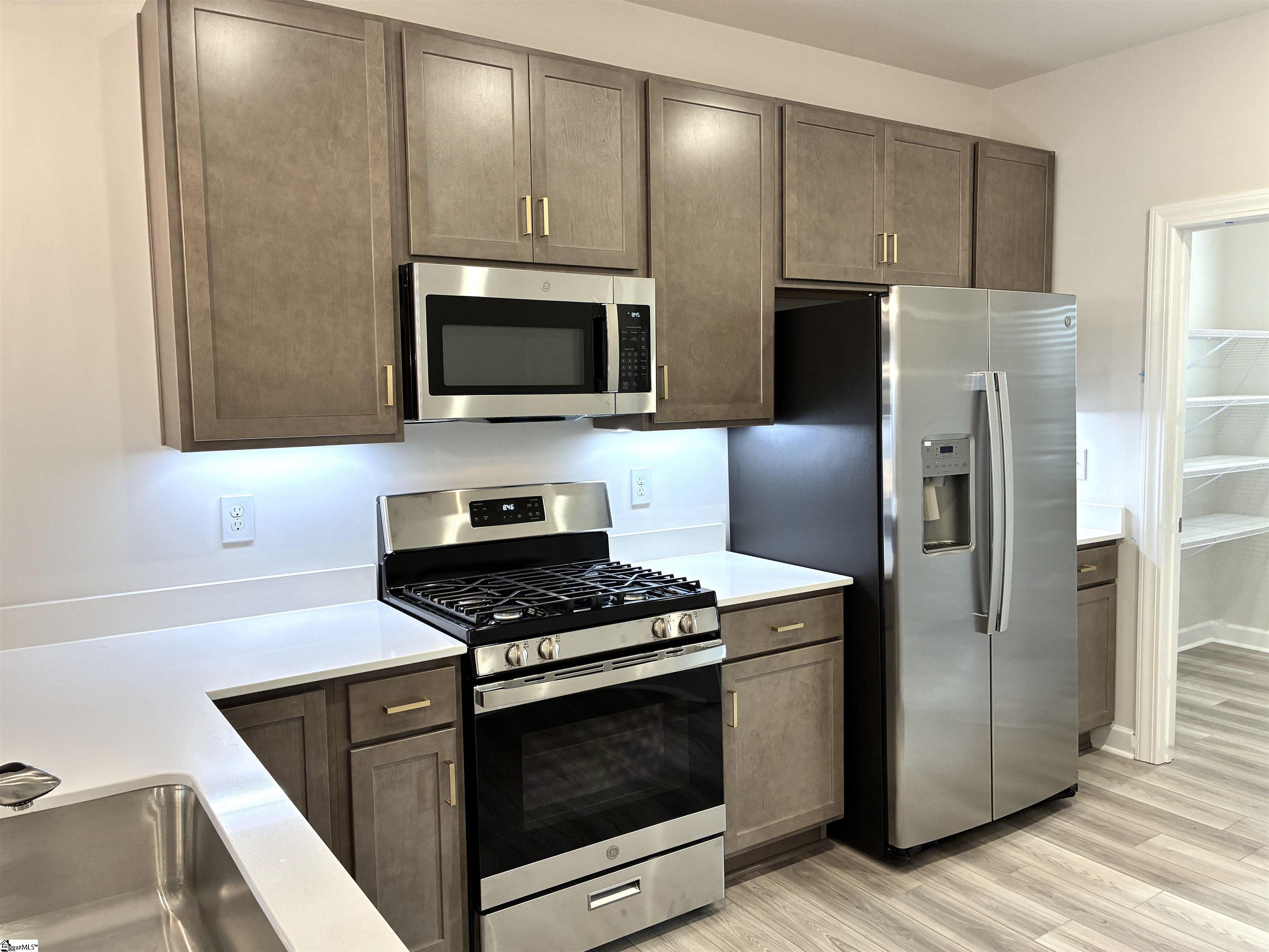 1422 Johnstone Drive