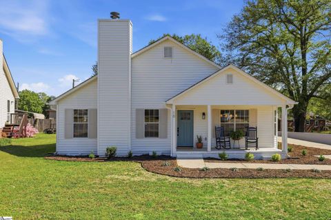 Photo of 10 Haley Court, Greenville, SC 29607 (MLS # 1587790)