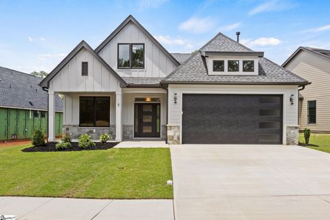 Photo of 8 Mercy Drive, Greenville, SC 29607 (MLS # 1592823)