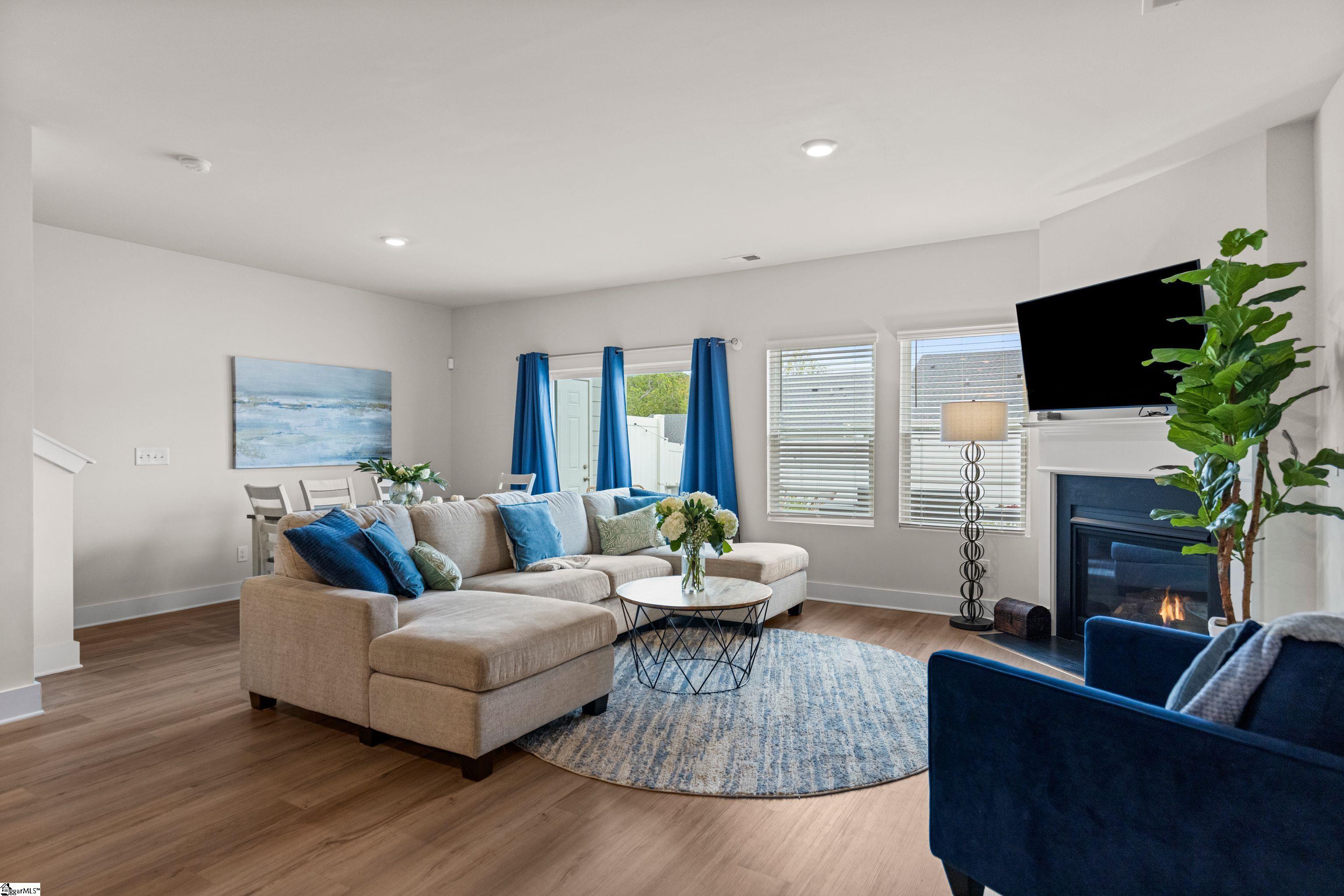 Greenville, South Carolina 29607, United States, 3 Bedrooms Bedrooms, ,3 BathroomsBathrooms,Residential,Active,225852