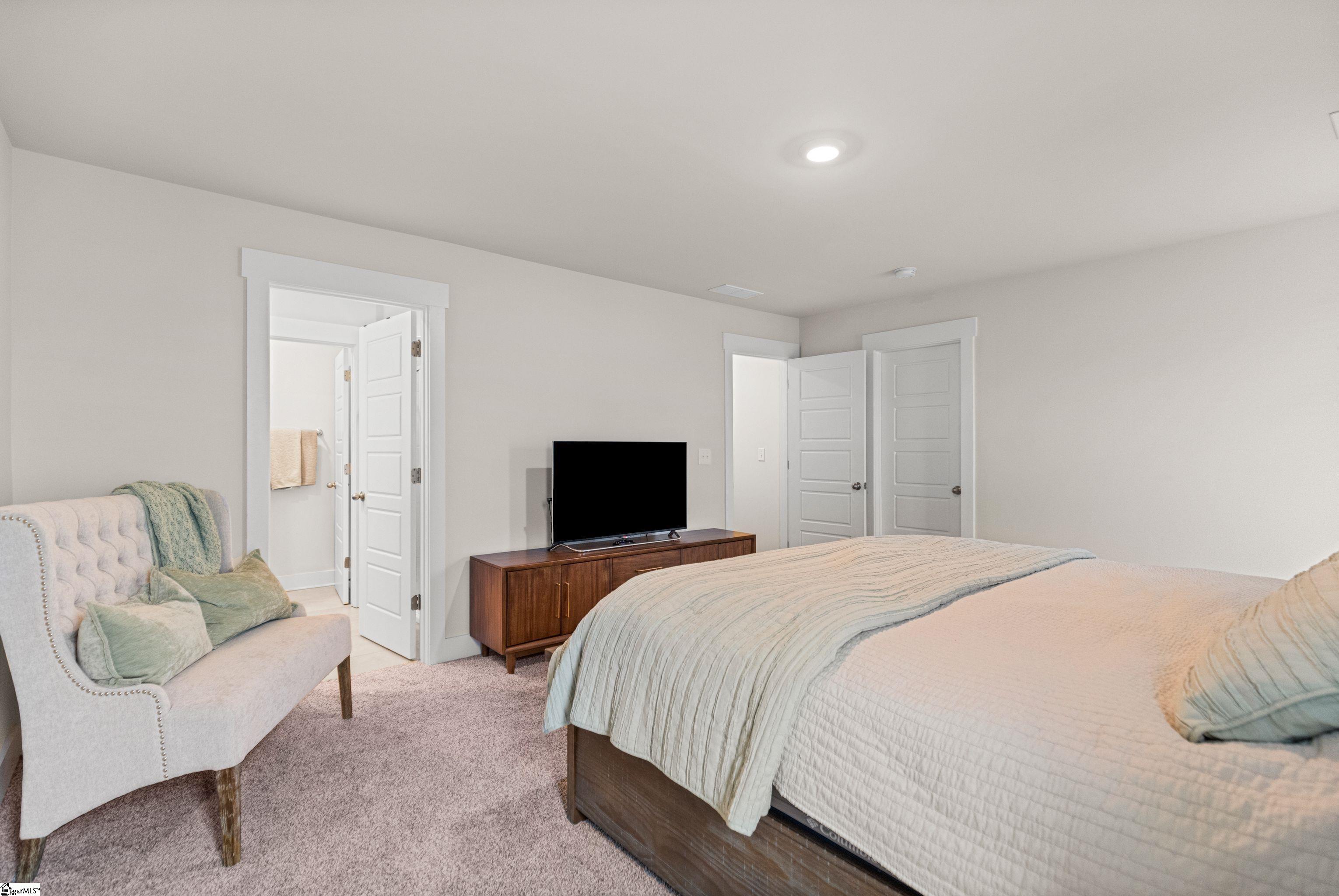 Greenville, South Carolina 29607, United States, 3 Bedrooms Bedrooms, ,3 BathroomsBathrooms,Residential,Active,225852