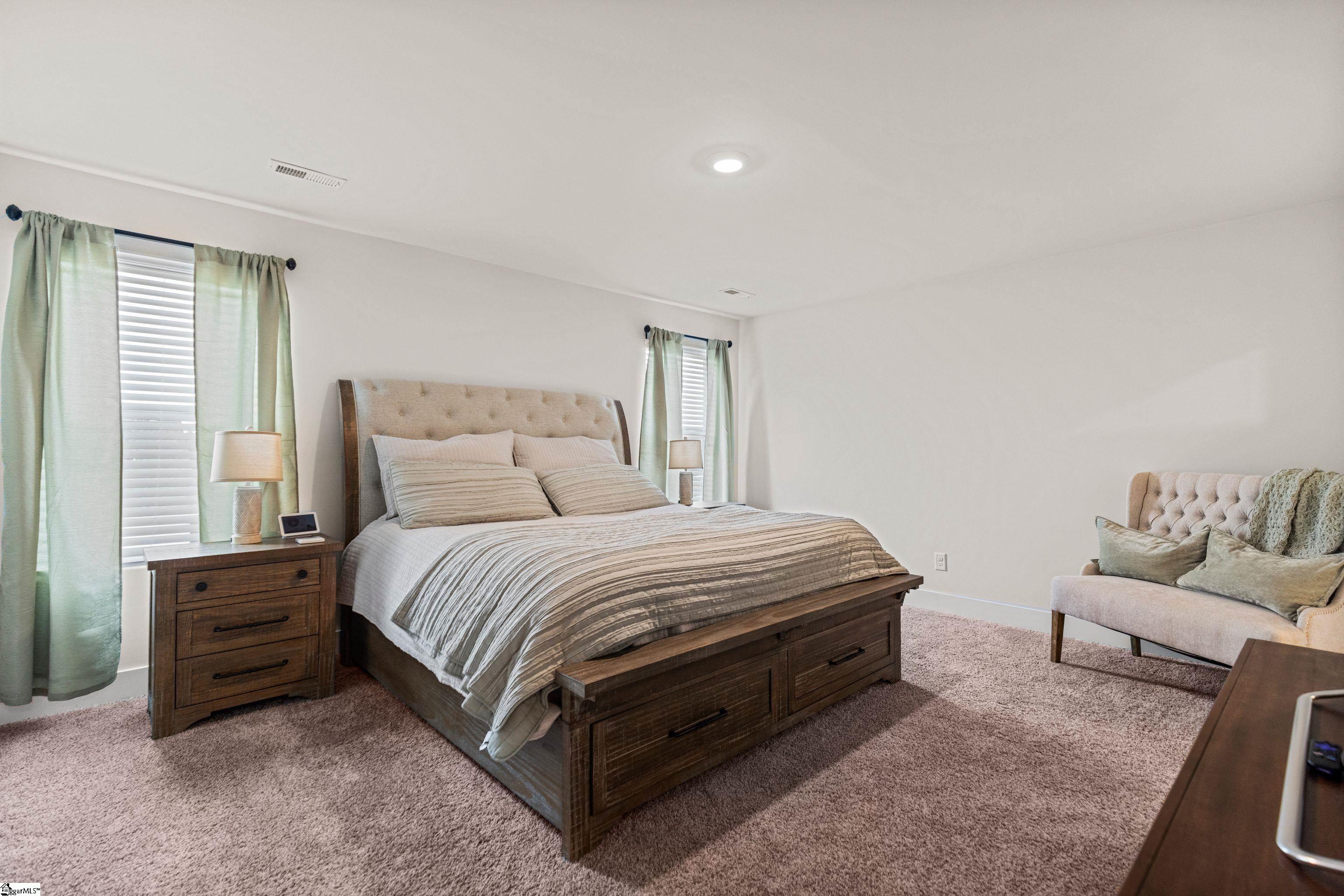 Greenville, South Carolina 29607, United States, 3 Bedrooms Bedrooms, ,3 BathroomsBathrooms,Residential,Active,225852