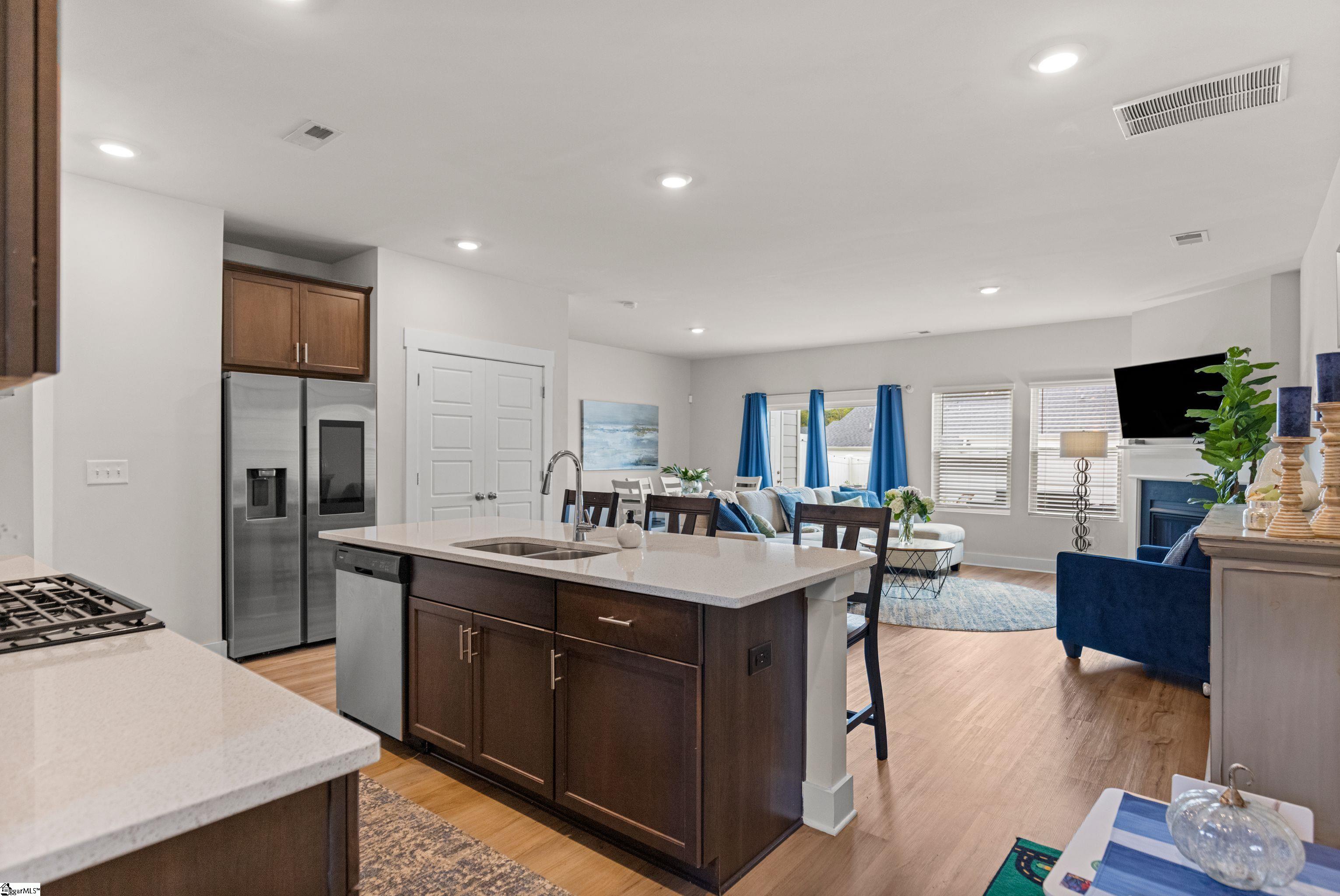 Greenville, South Carolina 29607, United States, 3 Bedrooms Bedrooms, ,3 BathroomsBathrooms,Residential,Active,225852