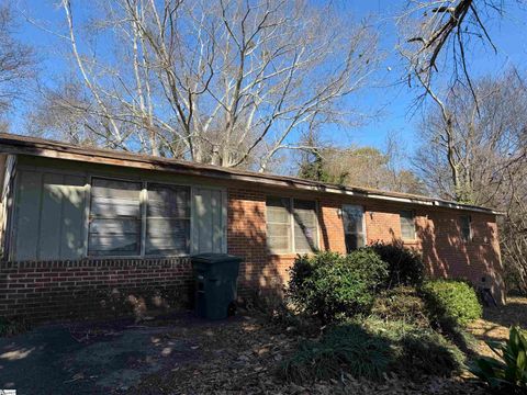 Photo of 507 E South 2nd Street, Seneca, SC 29678 (MLS # 1581863)