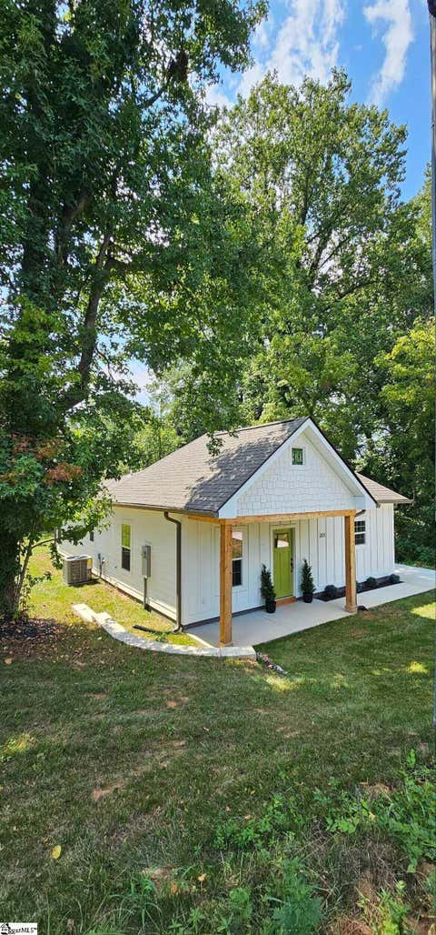 Photo of 201 Stratford Road, Greenville, SC 29605 (MLS # 1598661)