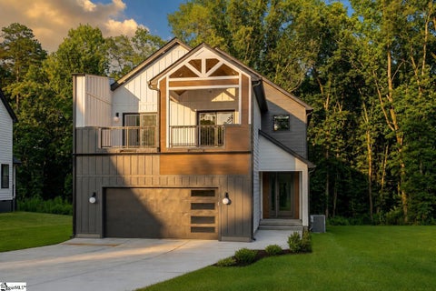 Photo of 6 Mckinley Drive, Greenville, SC 29611 (MLS # 1598560)