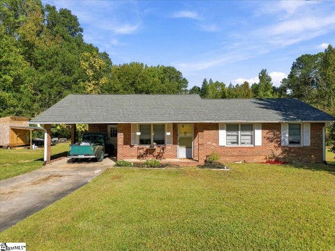 Photo of 205 Brentwood Drive, Belton, SC 29627 (MLS # 1607876)