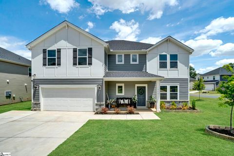 Photo of 115 Veracruz Court, Greenville, SC 29605 (MLS # 1592383)