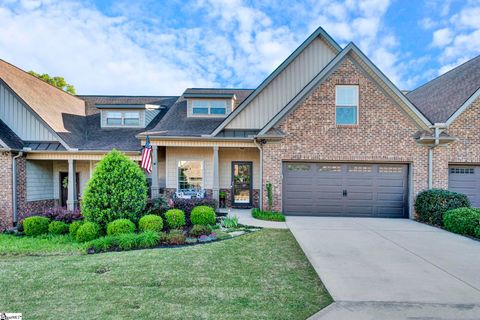Photo of 819 Asheton Commons Lane, Simpsonville, SC 29681 (MLS # 1588938)