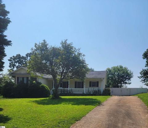 Photo of 107 Robert Daniel Place, Lyman, SC 29365 (MLS # 1573586)