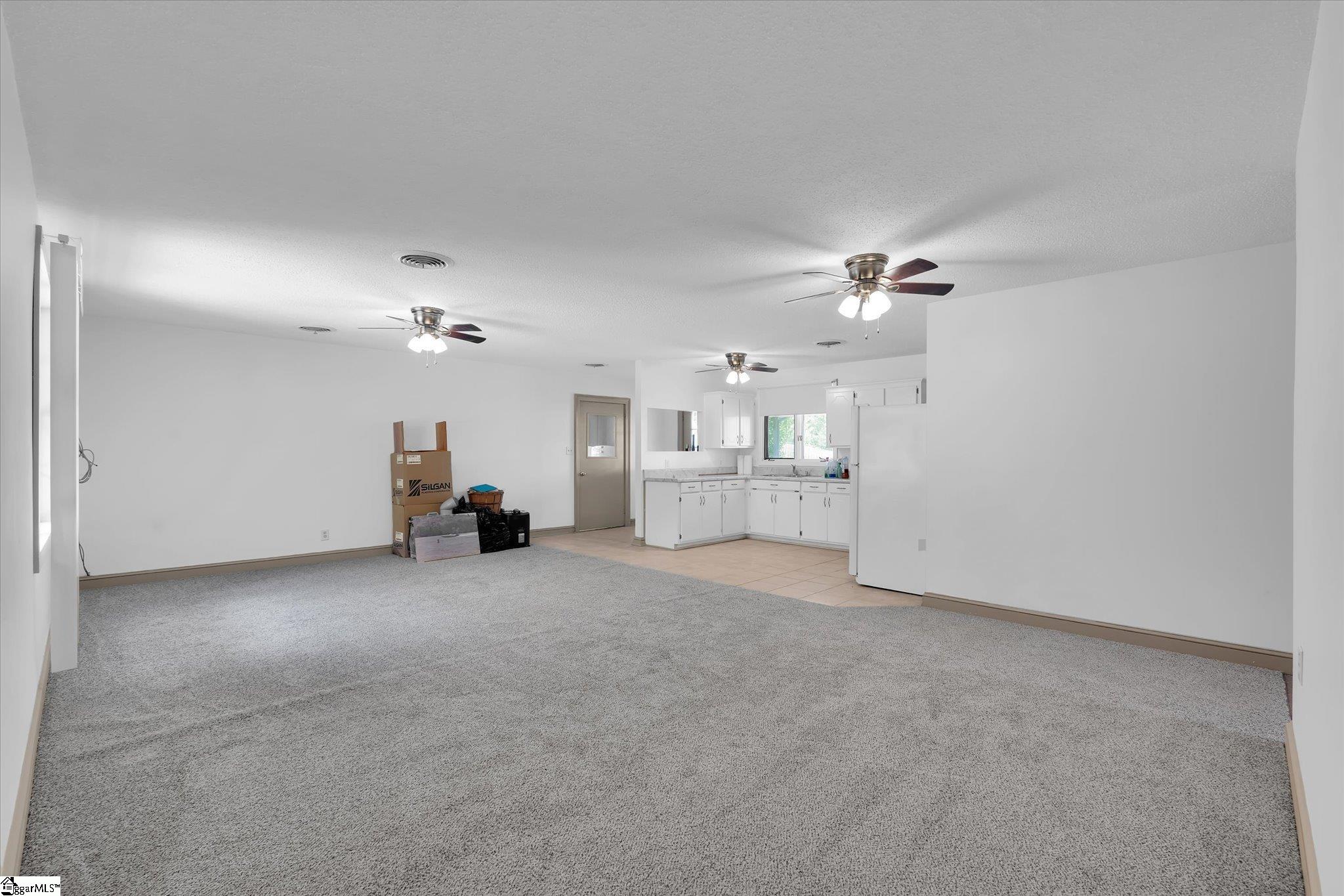 231 Lakeshore Drive