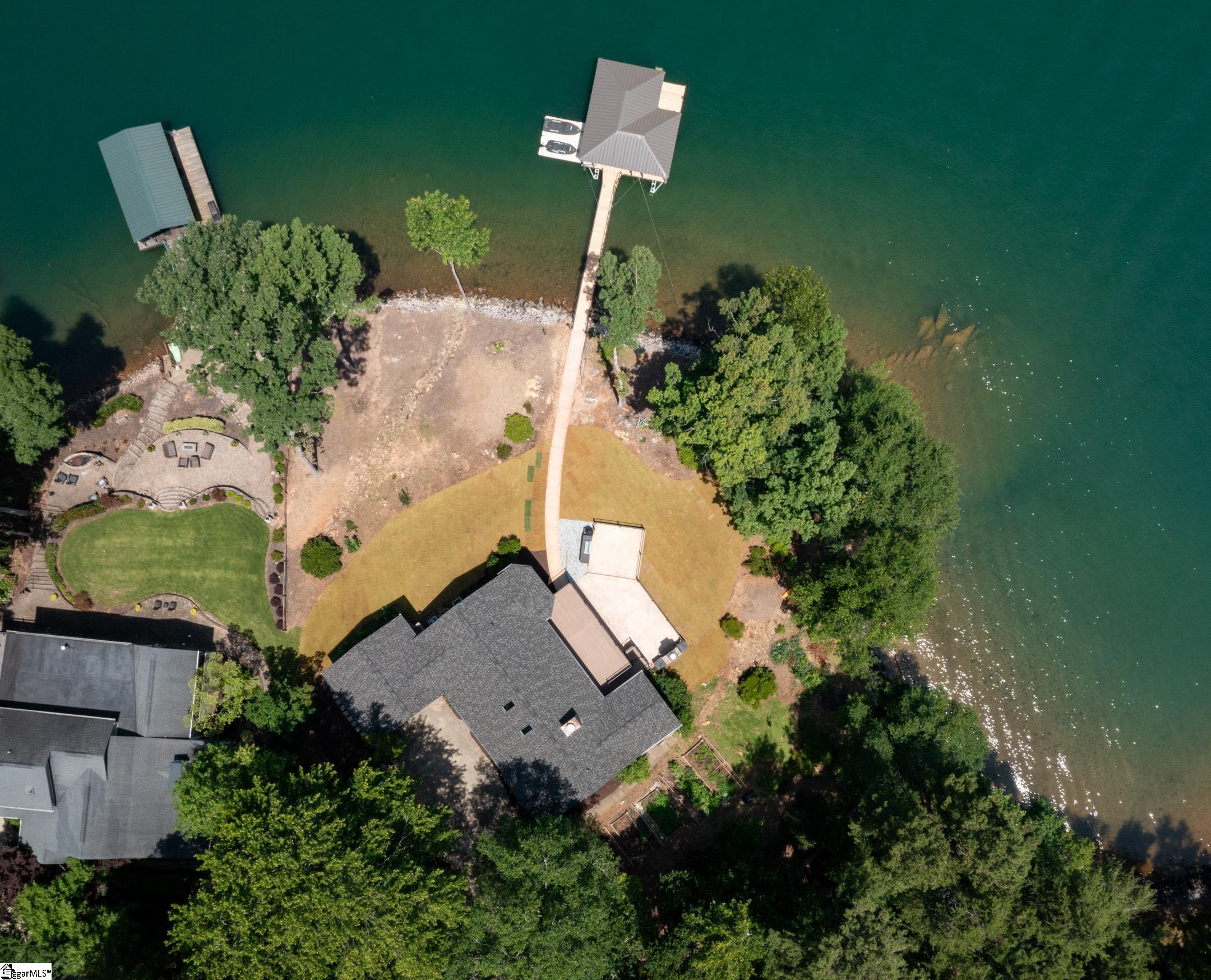 Seneca, South Carolina 29672, United States, 4 Bedrooms Bedrooms, ,4 BathroomsBathrooms,Residential,Contingent,161450