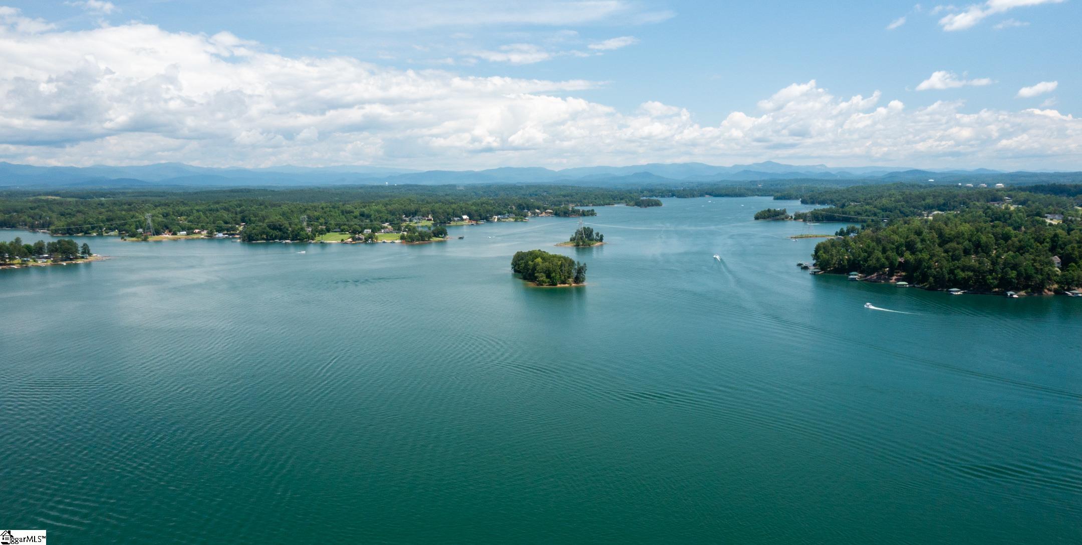 Seneca, South Carolina 29672, United States, 4 Bedrooms Bedrooms, ,4 BathroomsBathrooms,Residential,Contingent,161450