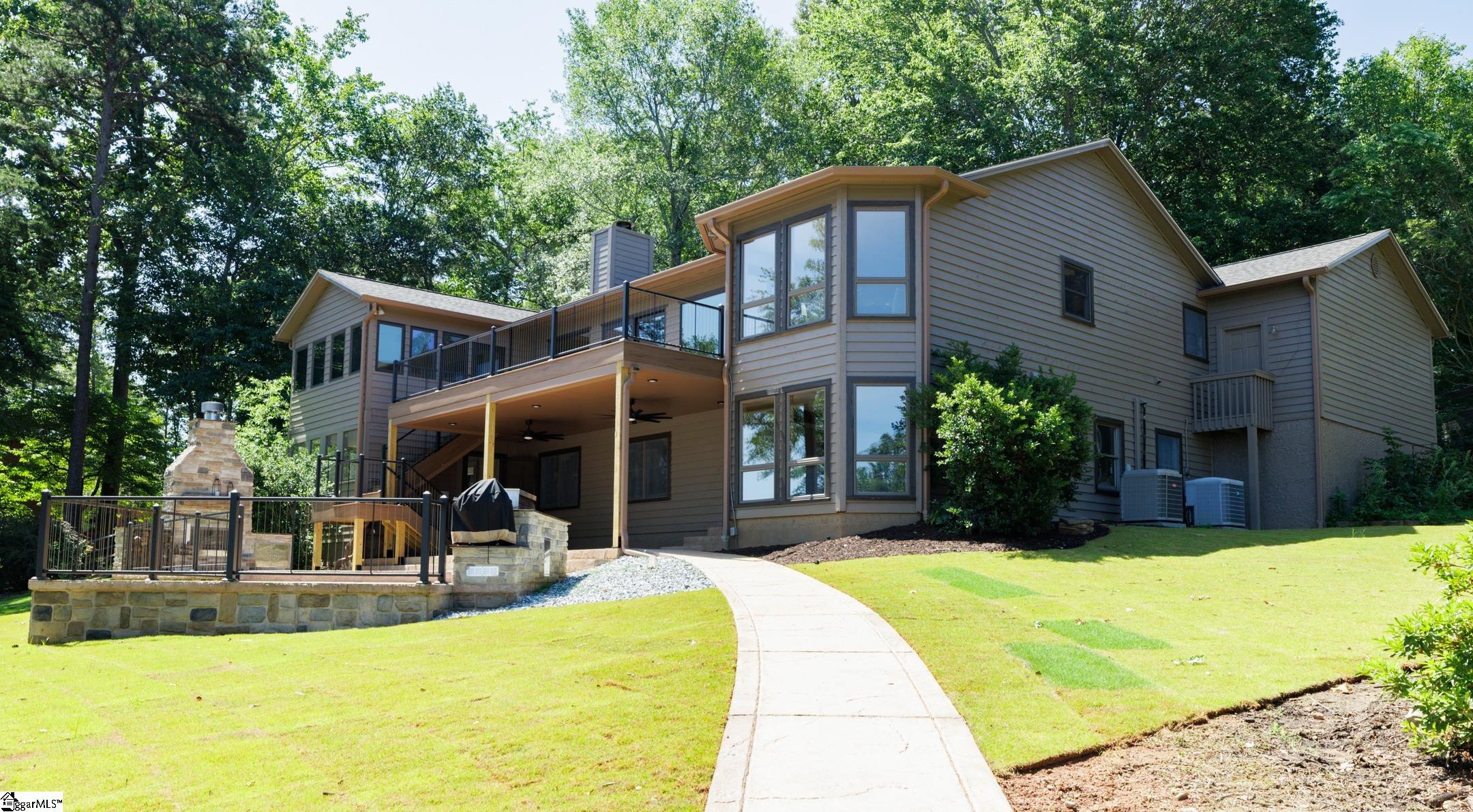 Seneca, South Carolina 29672, United States, 4 Bedrooms Bedrooms, ,4 BathroomsBathrooms,Residential,Contingent,161450