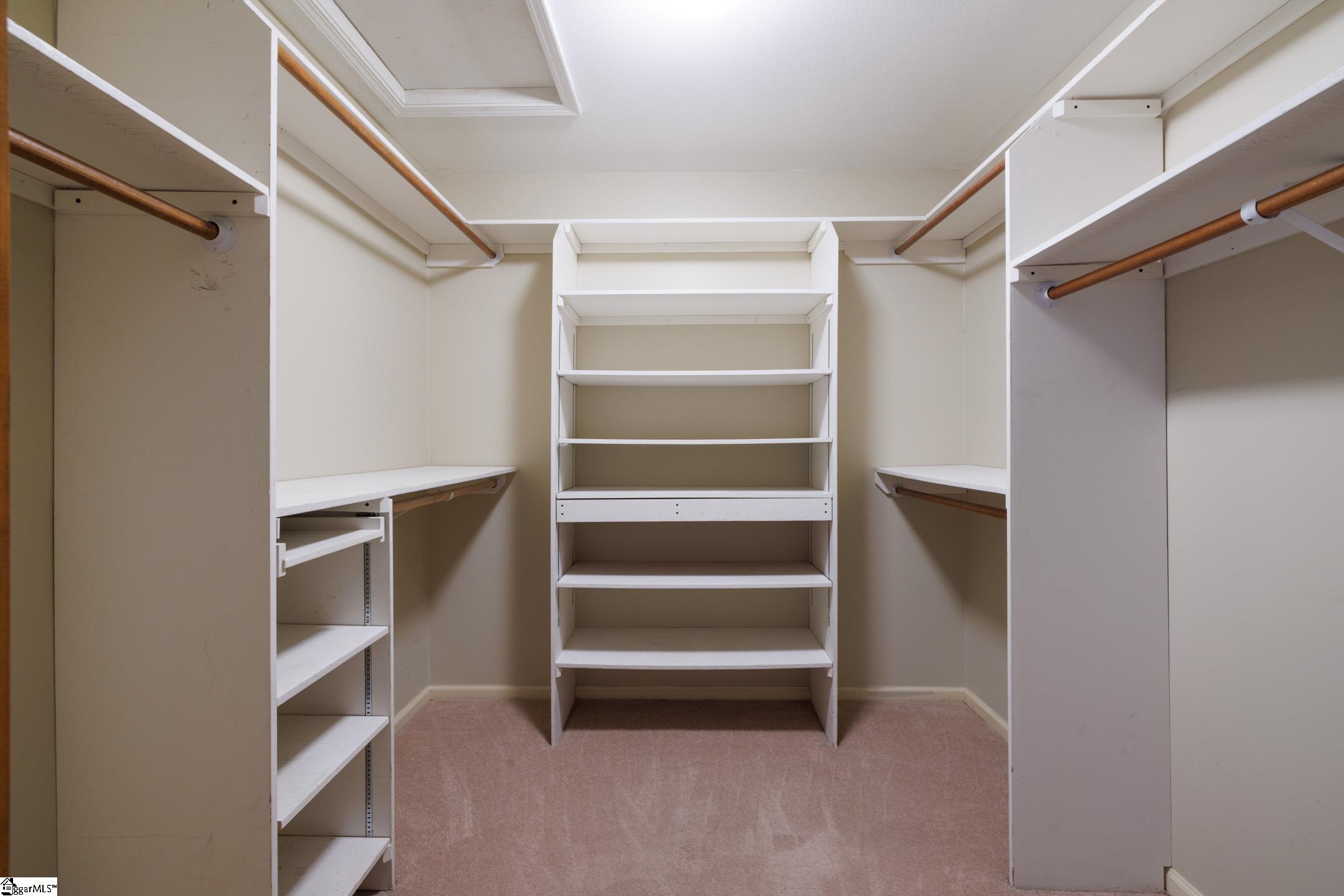 Seneca, South Carolina 29672, United States, 4 Bedrooms Bedrooms, ,4 BathroomsBathrooms,Residential,Contingent,161450