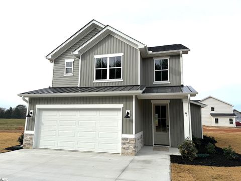 61 Henderson Road Gray Court SC 29645