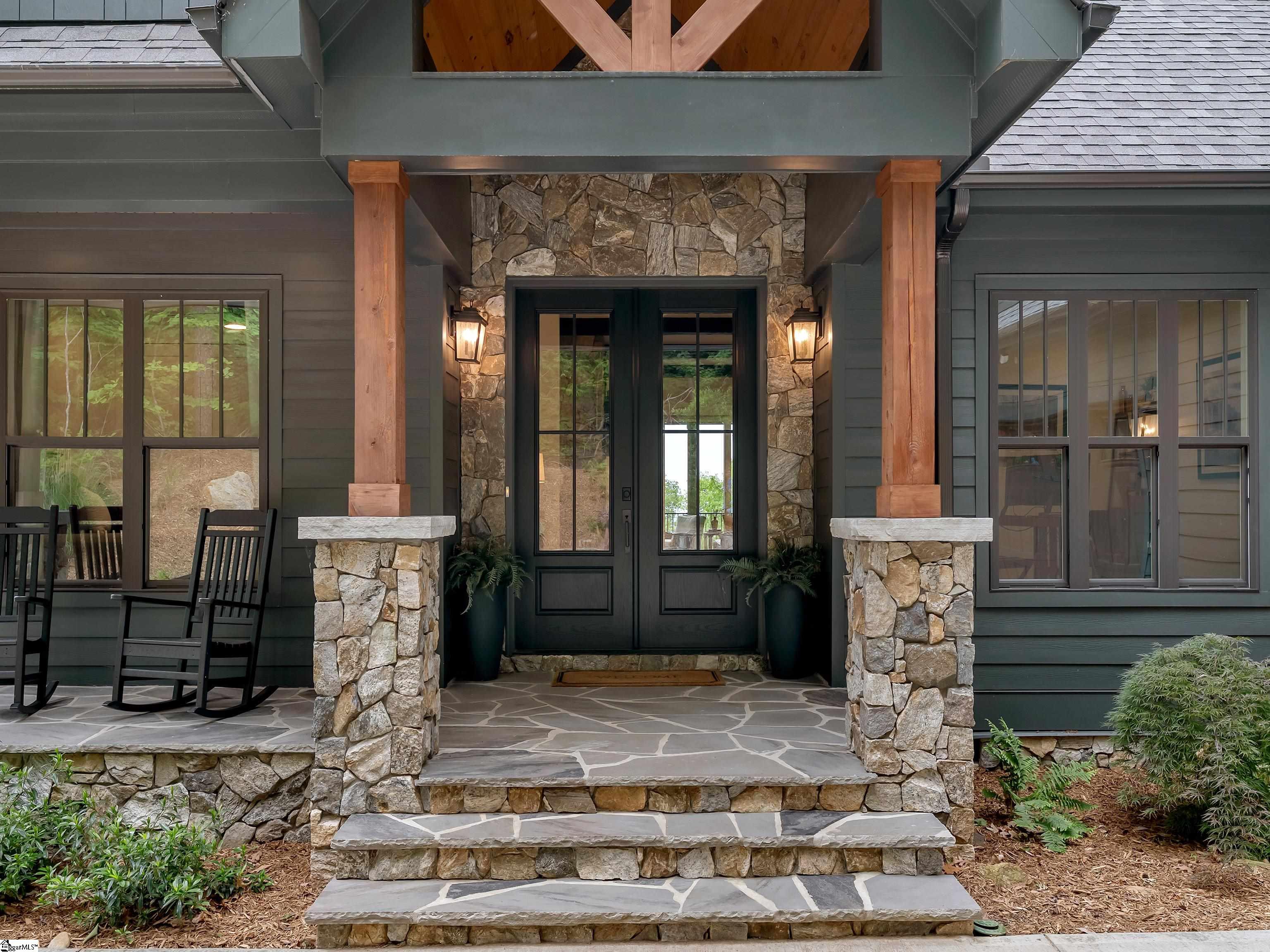 32 Mica Flats Drive