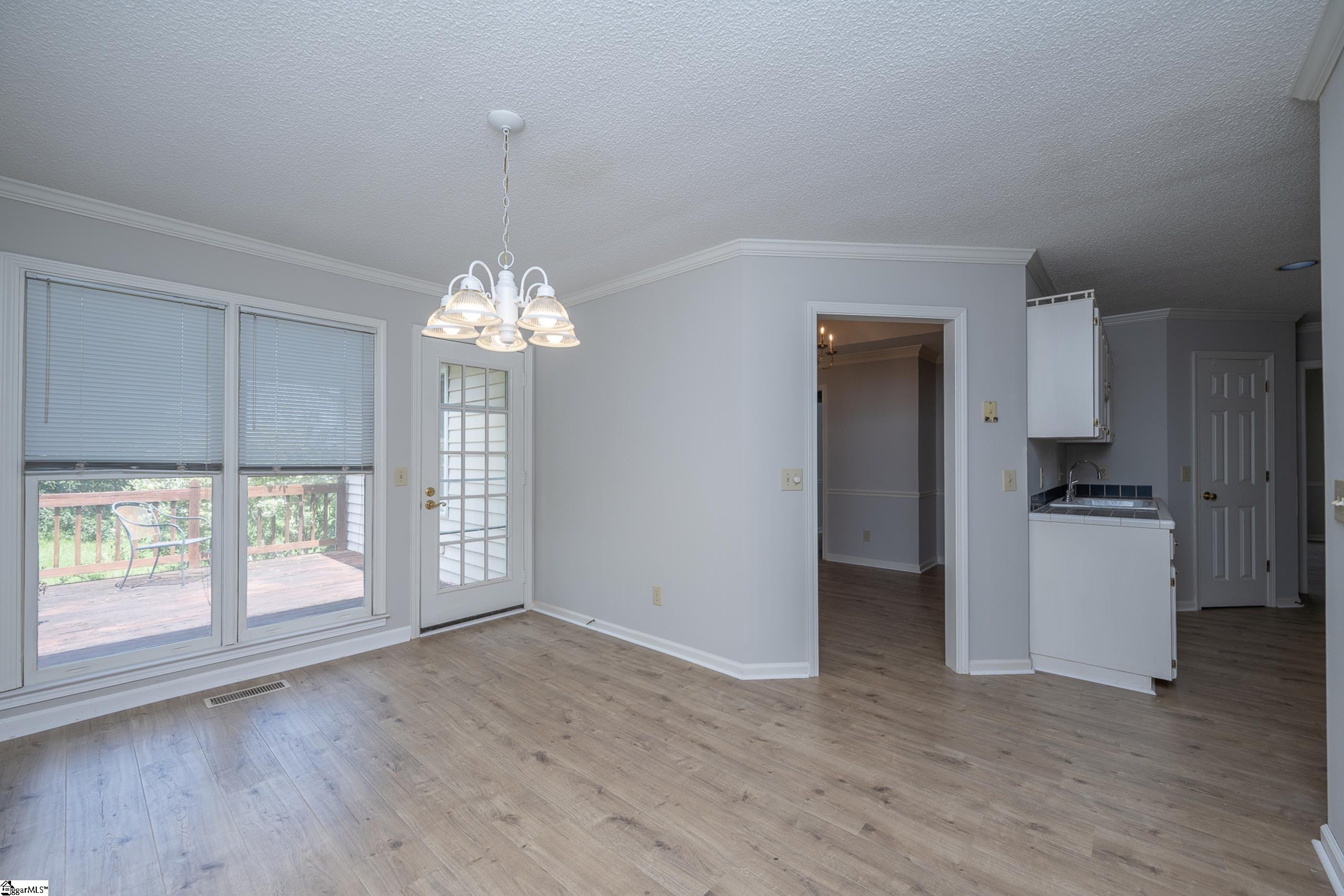 Taylors, South Carolina 29687, United States, 3 Bedrooms Bedrooms, ,2 BathroomsBathrooms,Residential,Active,195706