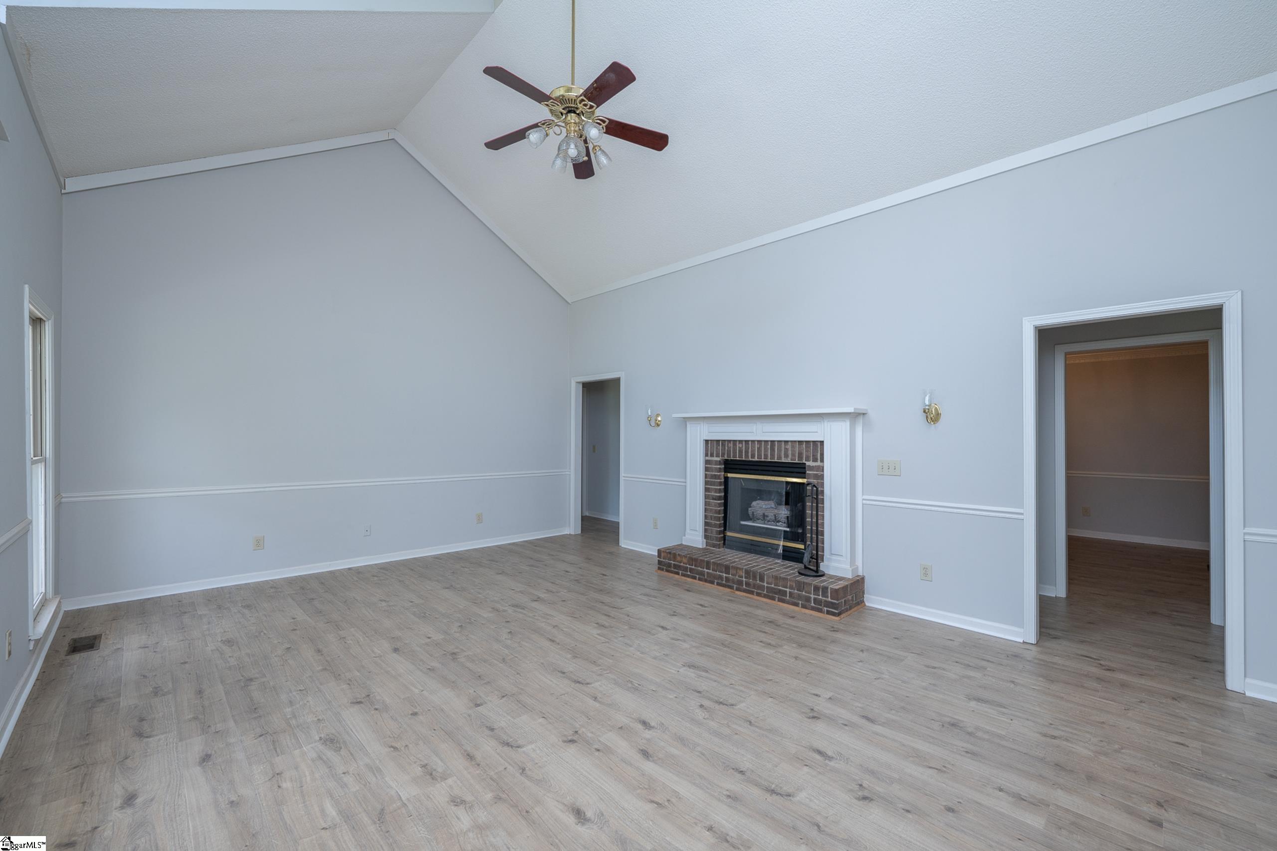 Taylors, South Carolina 29687, United States, 3 Bedrooms Bedrooms, ,2 BathroomsBathrooms,Residential,Active,195706