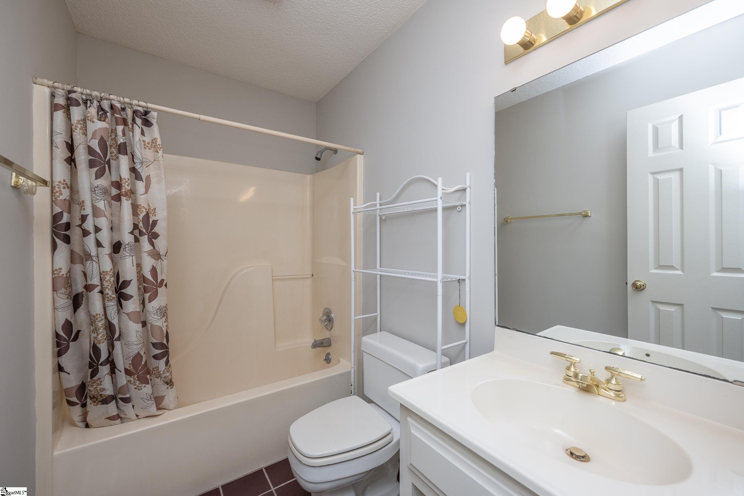 Taylors, South Carolina 29687, United States, 3 Bedrooms Bedrooms, ,2 BathroomsBathrooms,Residential,Active,195706