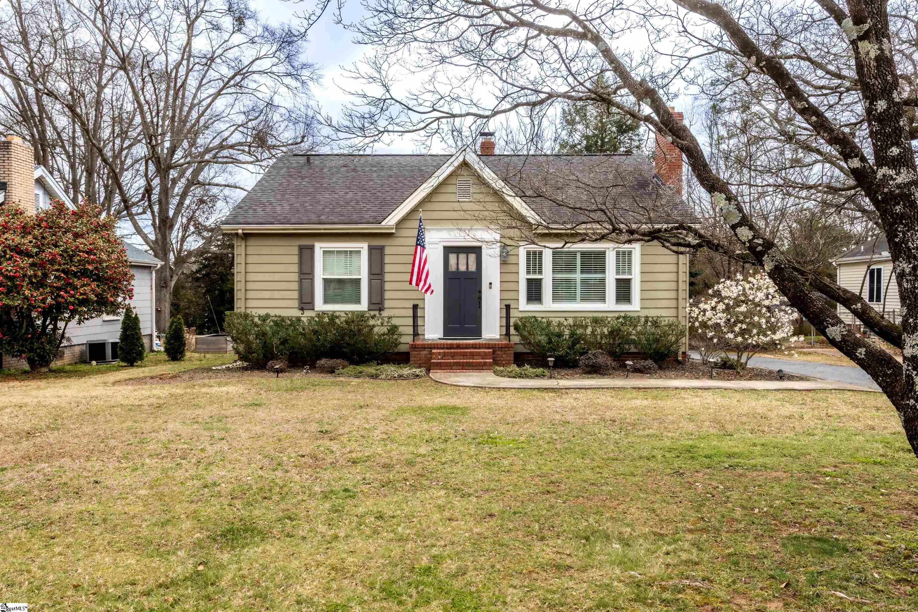 Greenville, South Carolina 29607, United States, 3 Bedrooms Bedrooms, ,1 BathroomBathrooms,Residential,Contingent,84548